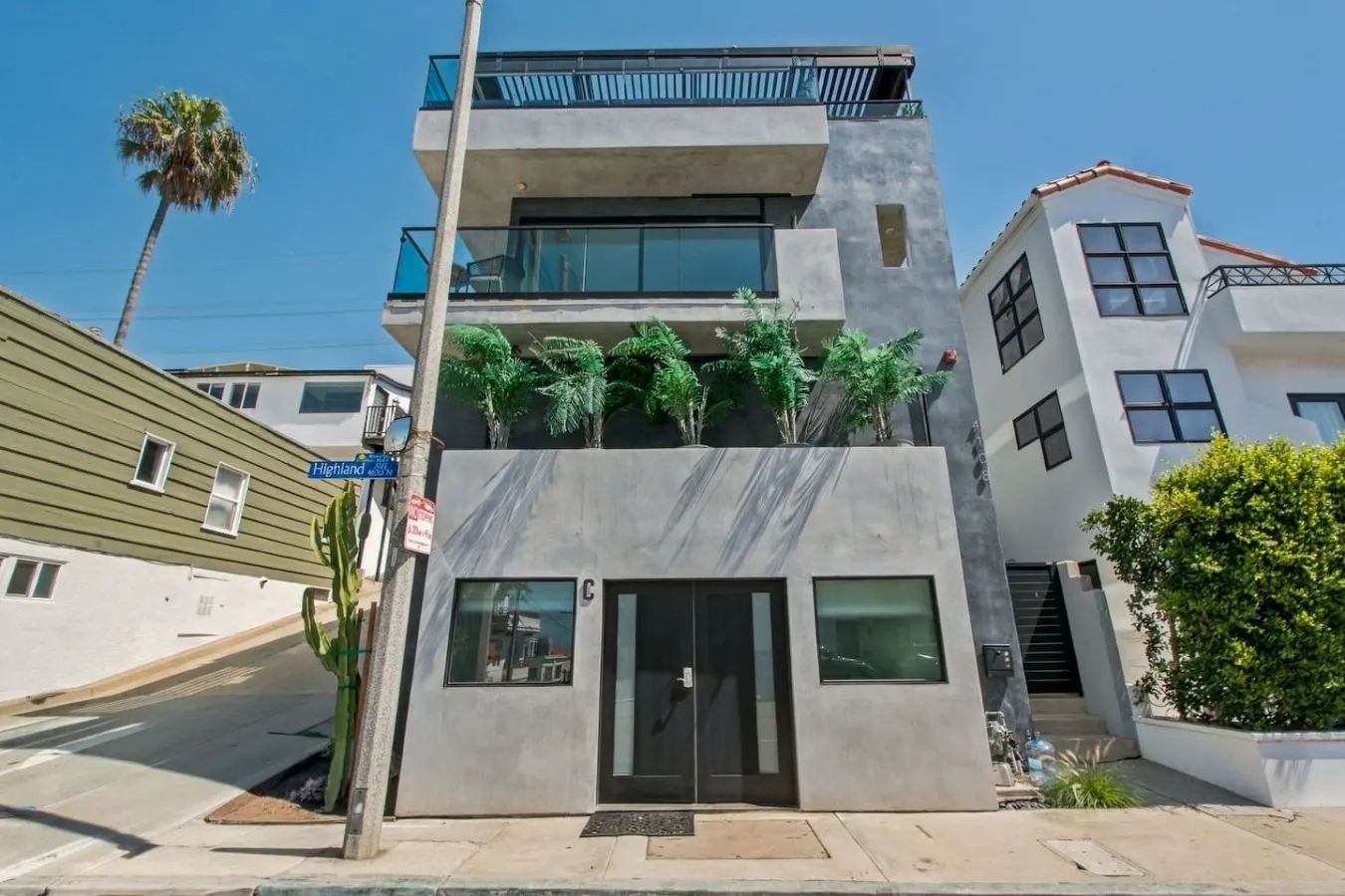 MB Highland - Cute Apartment Steps To Beach