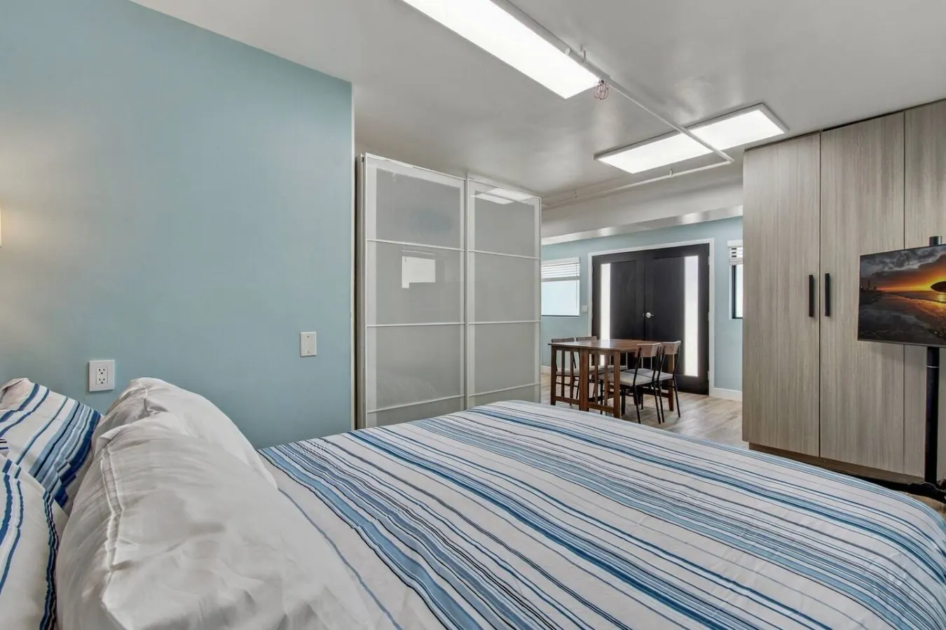 MB Highland - Cute Apartment Steps To Beach 9