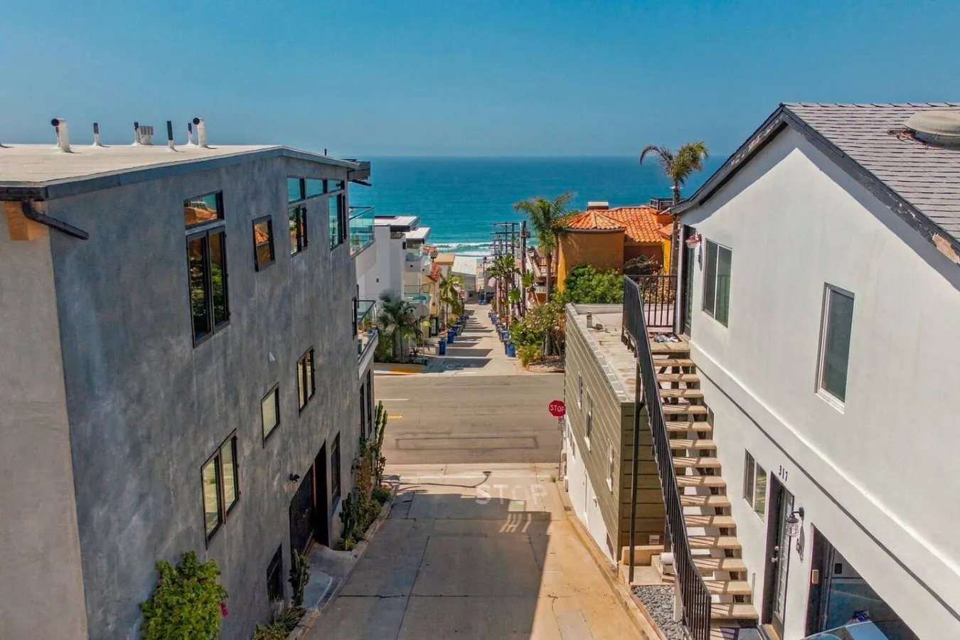 MB Highland - Cute Apartment Steps To Beach — photo 3
