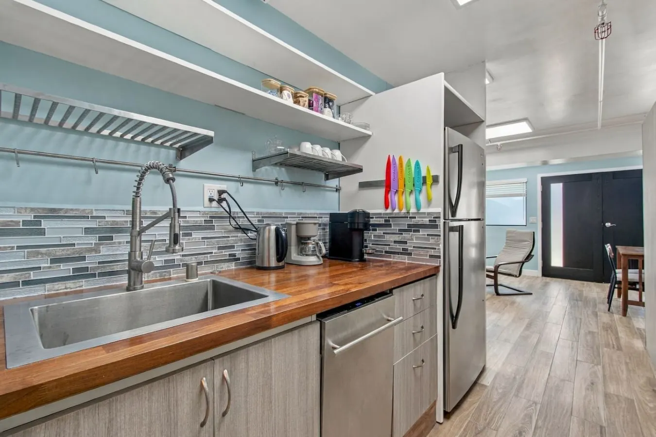 MB Highland - Cute Apartment Steps To Beach — photo 4