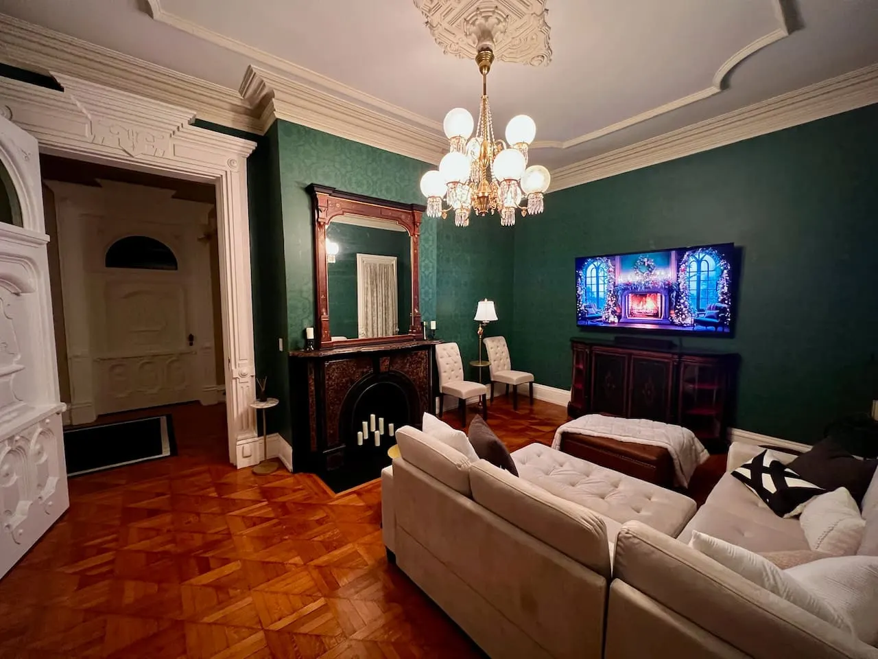 Stunning Victorian Mansion Downtown Lancaster 3