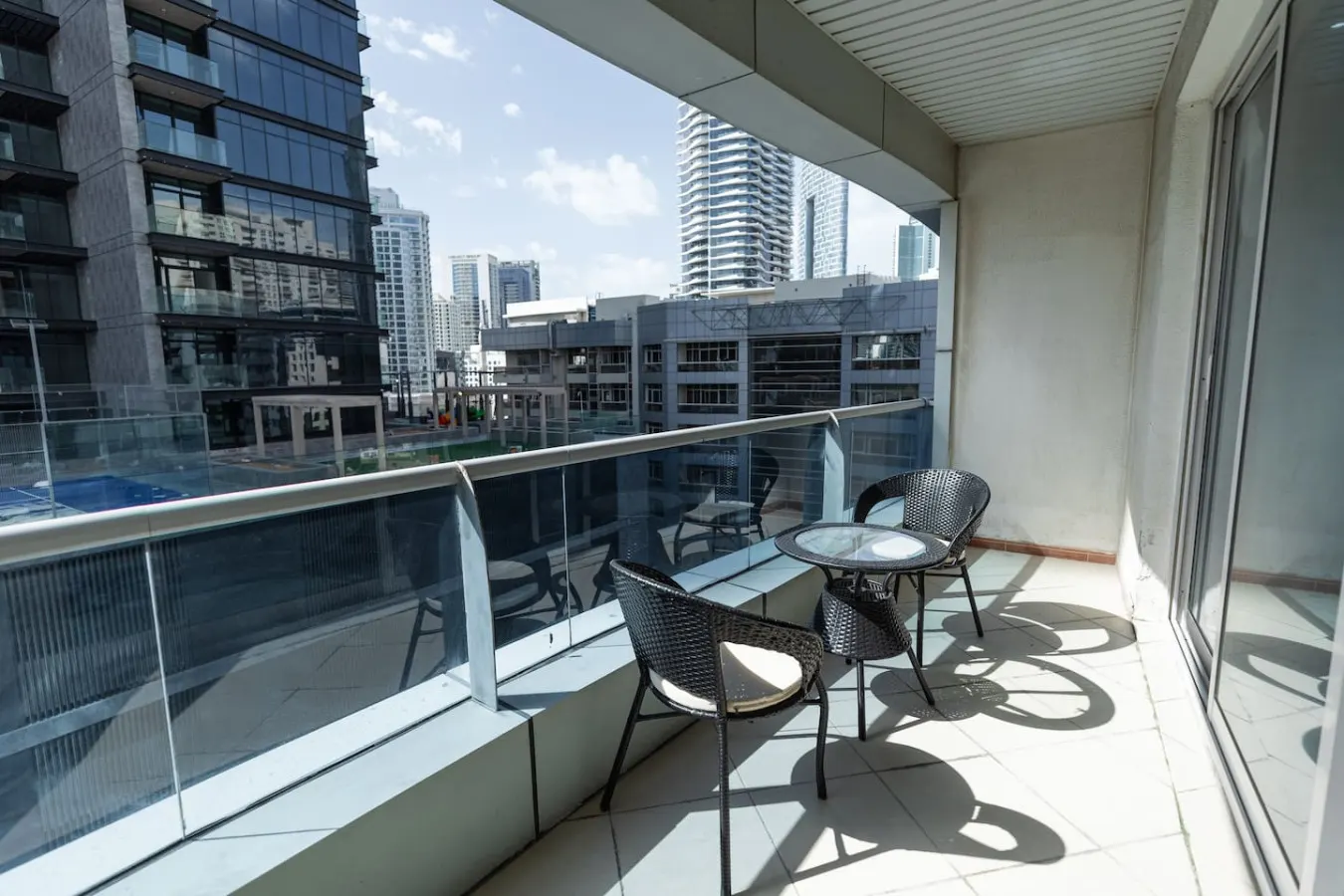 Dubai Marina - 1BHK Apartment near Dubai Metro 10