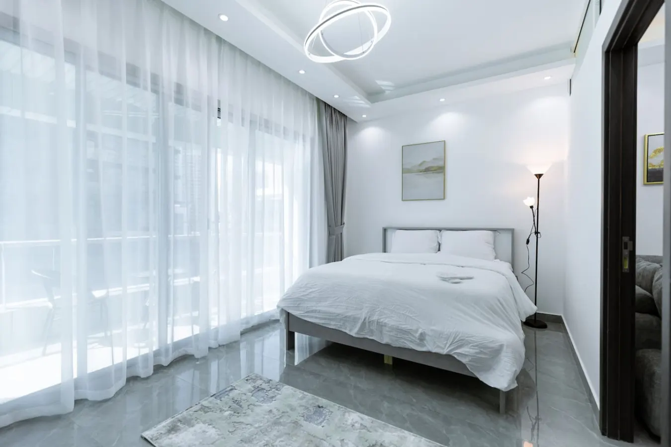 Dubai Marina - 1BHK Apartment near Dubai Metro 7