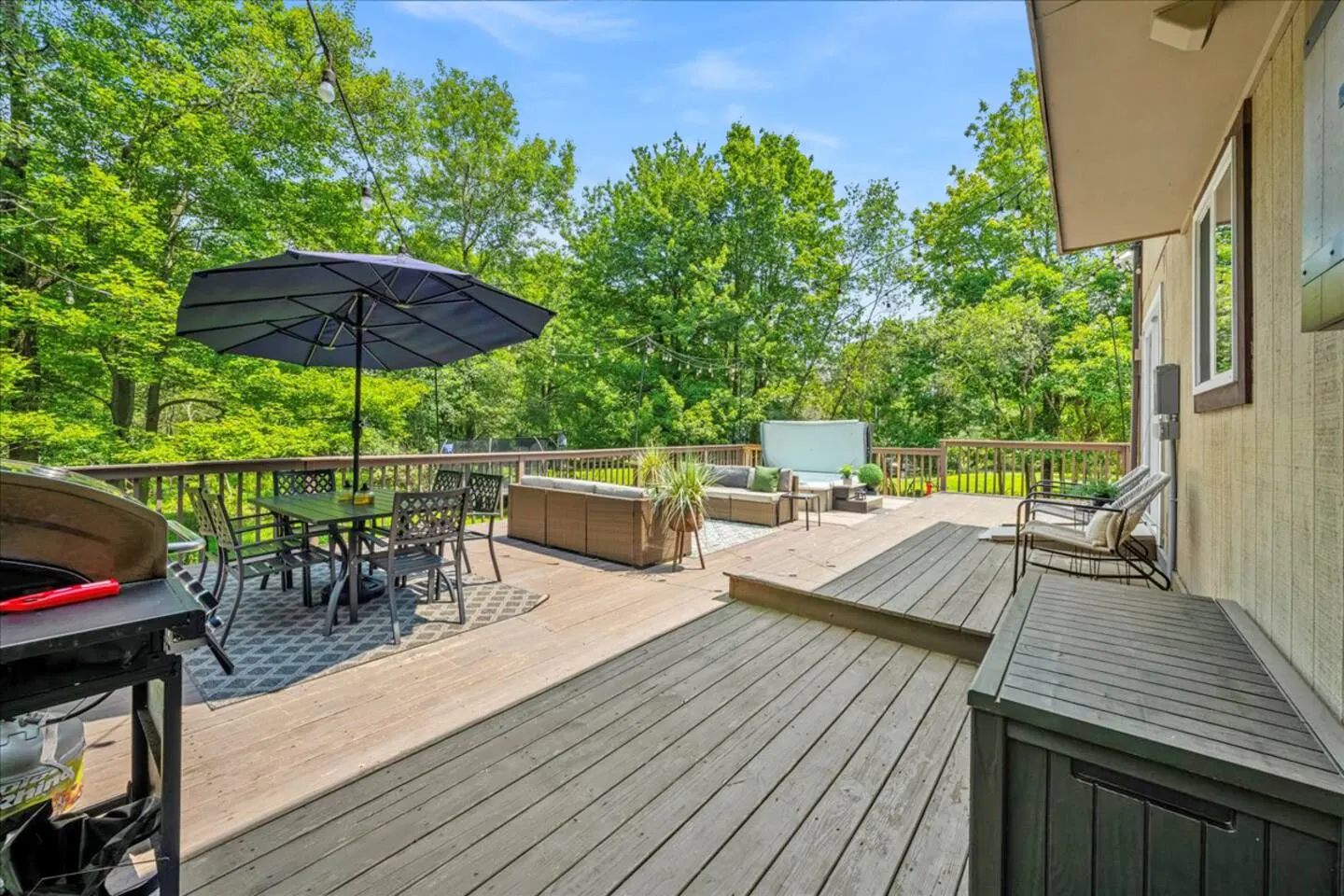 237 Ash Dr 8