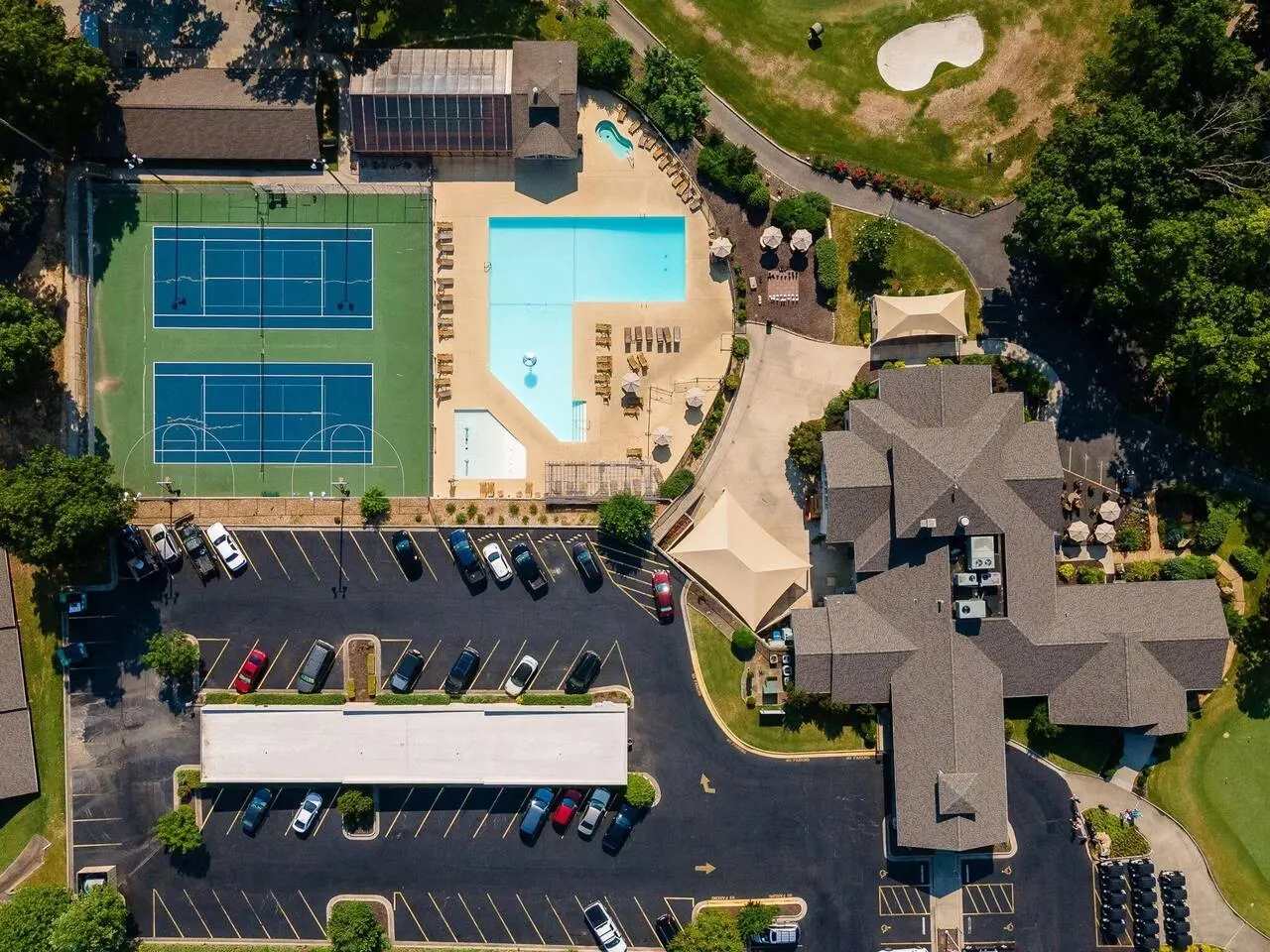 Indoor Pool, Hot Tub, PT Royale, Bunk Room, LAKE! 14