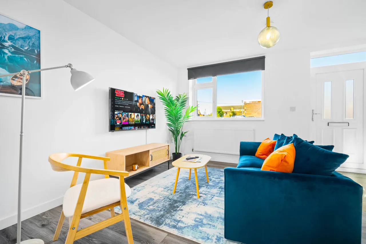Cozy Apartment - Parking - WiFi - Cradley Heath 6