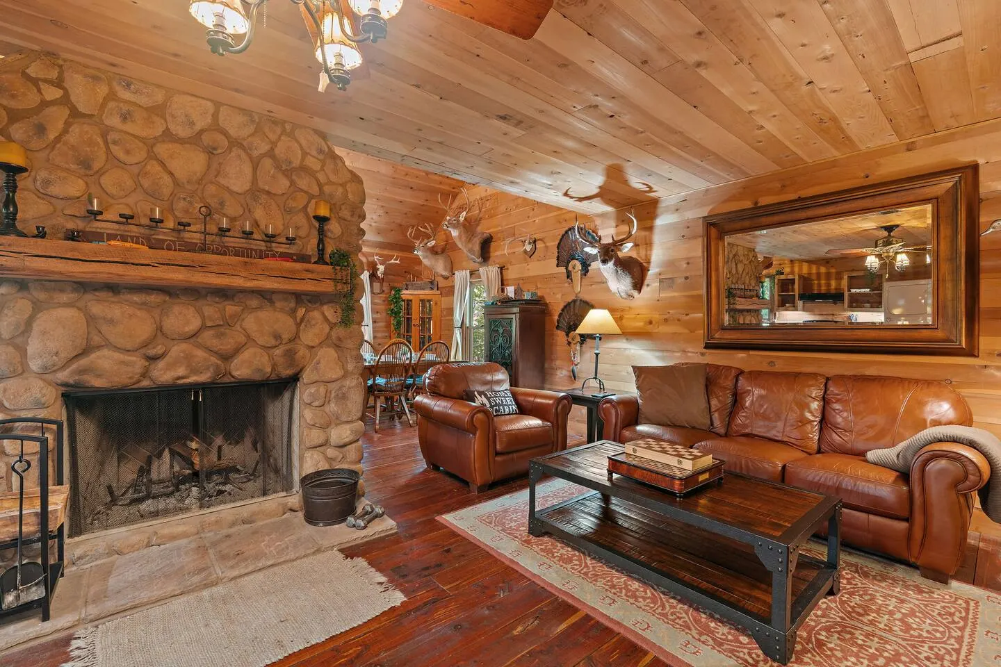 Franklin Cabin Sleeps 6 Arcade Woods + Trail 18