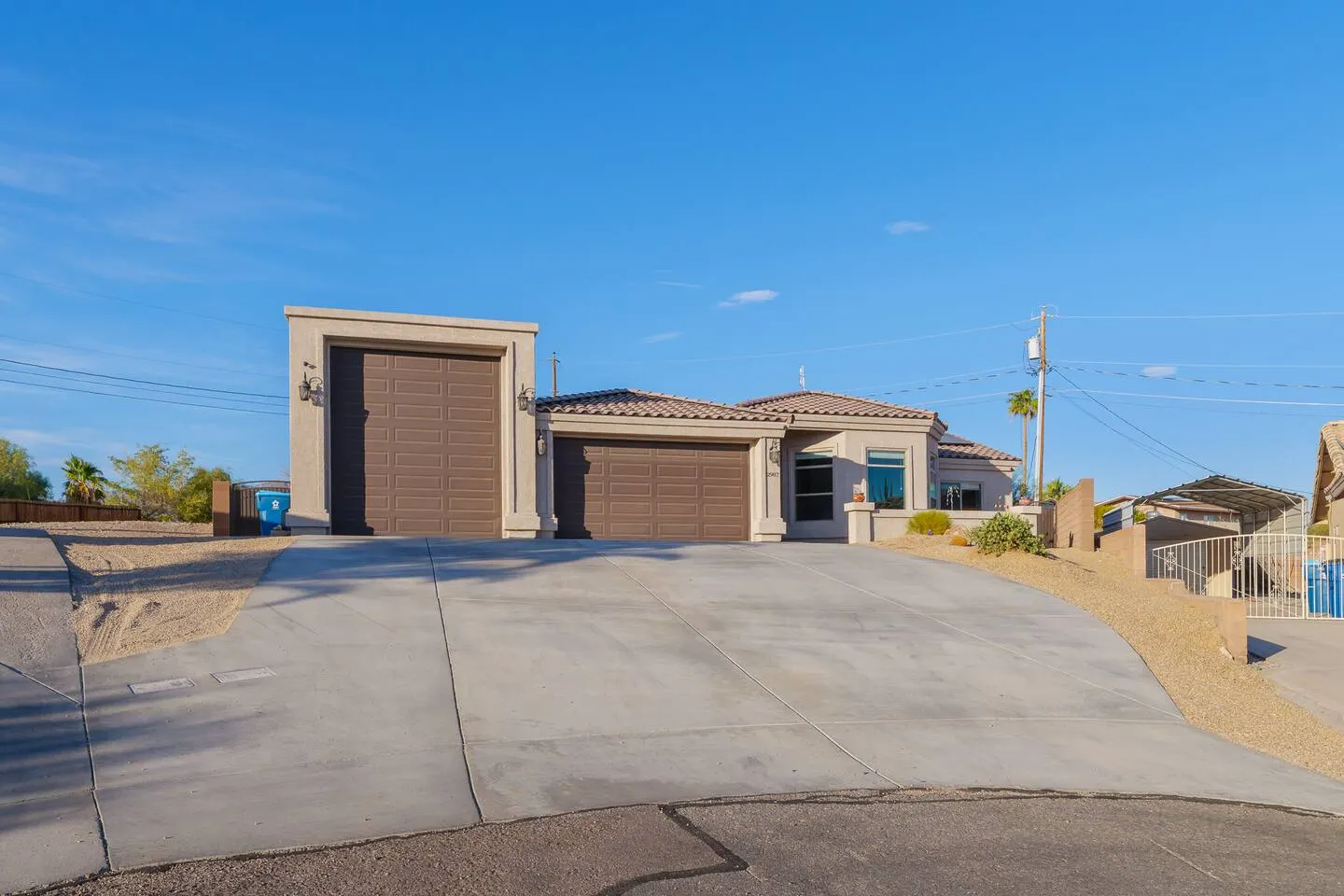 Luxury Lake View 3 bd Pool Sleeps 6 11