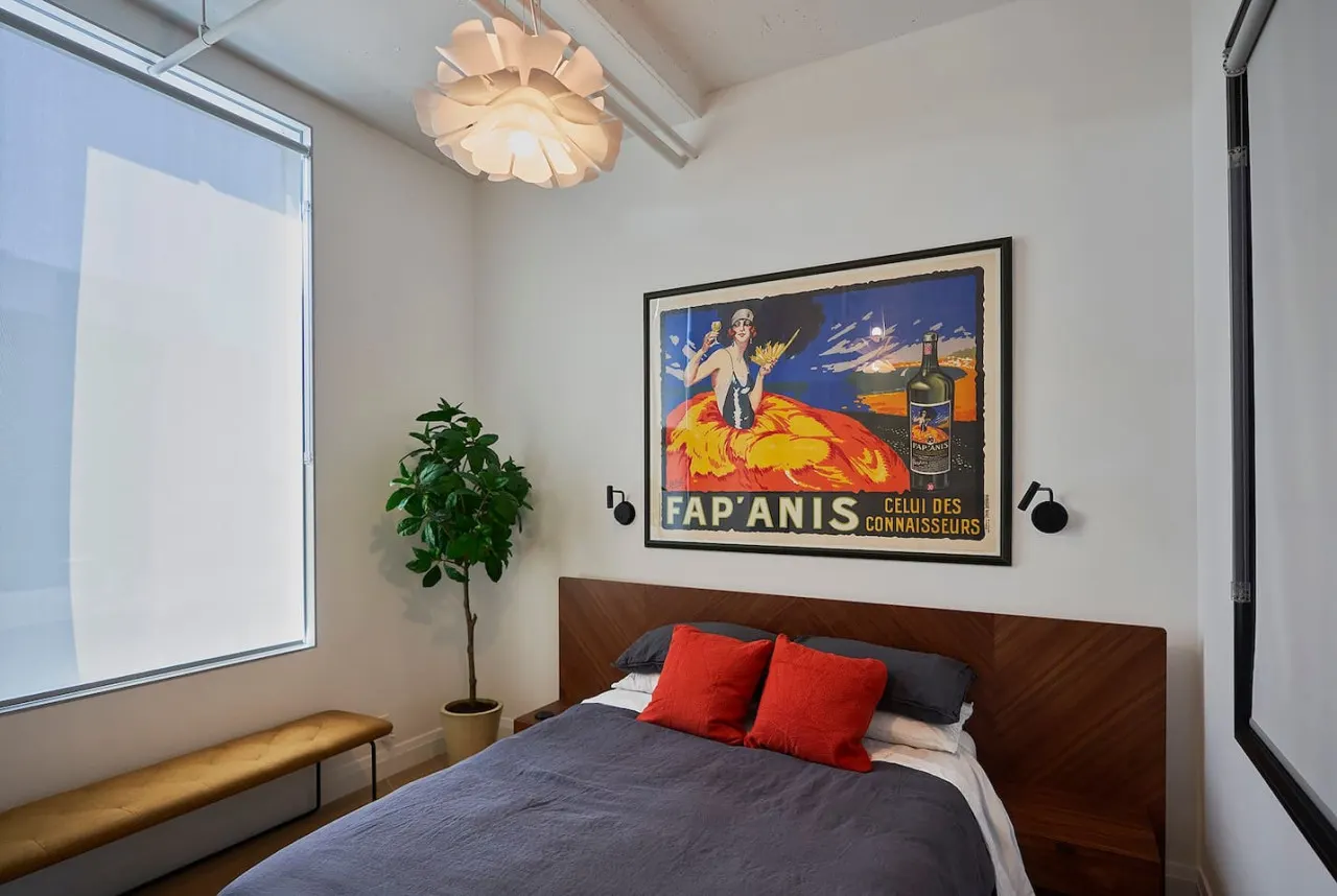 *WOW* Remarkable SkyLoft 2 Bedroom 18