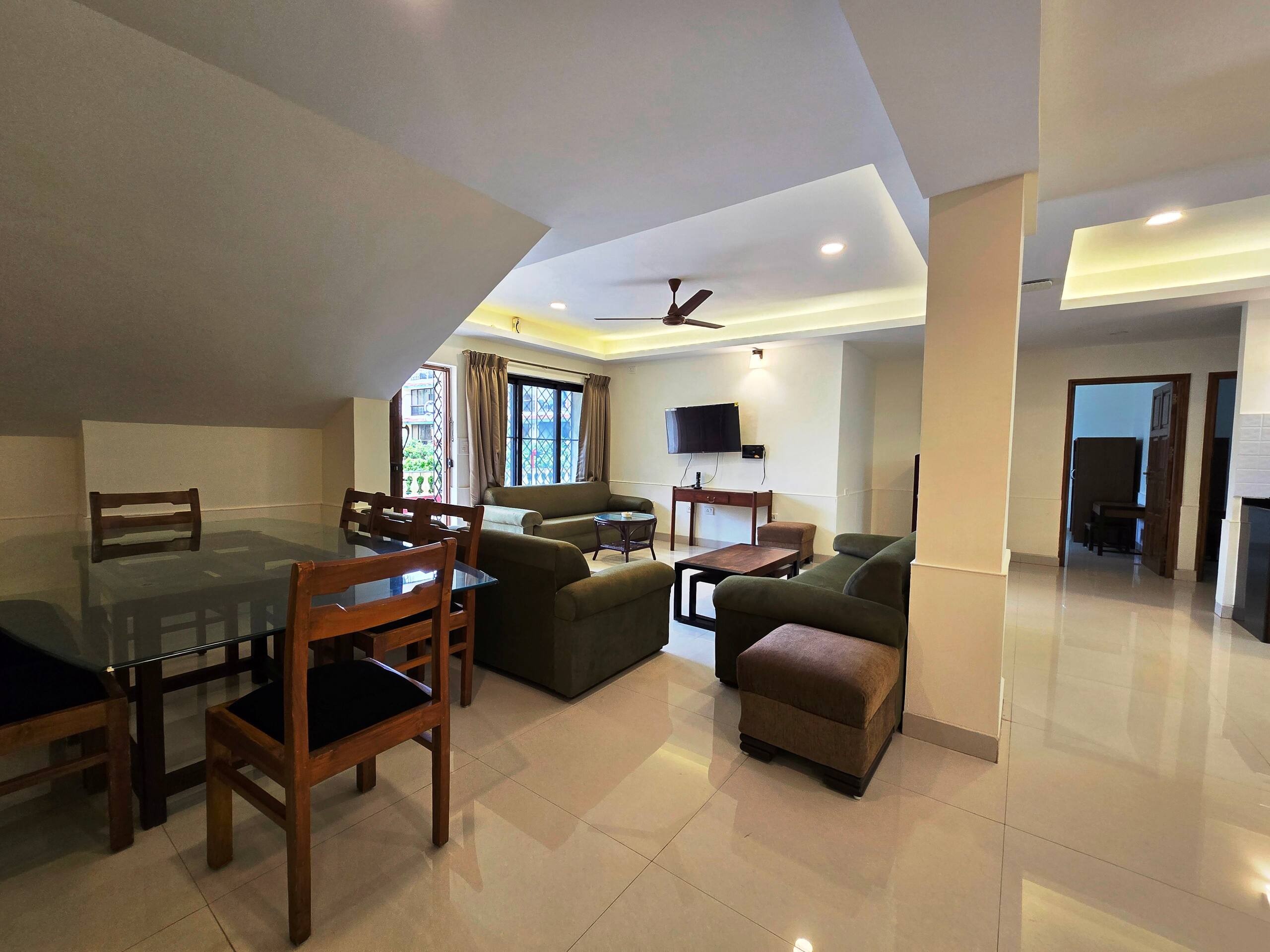 Spacious 3-Bedroom Apartment In Central Location 12