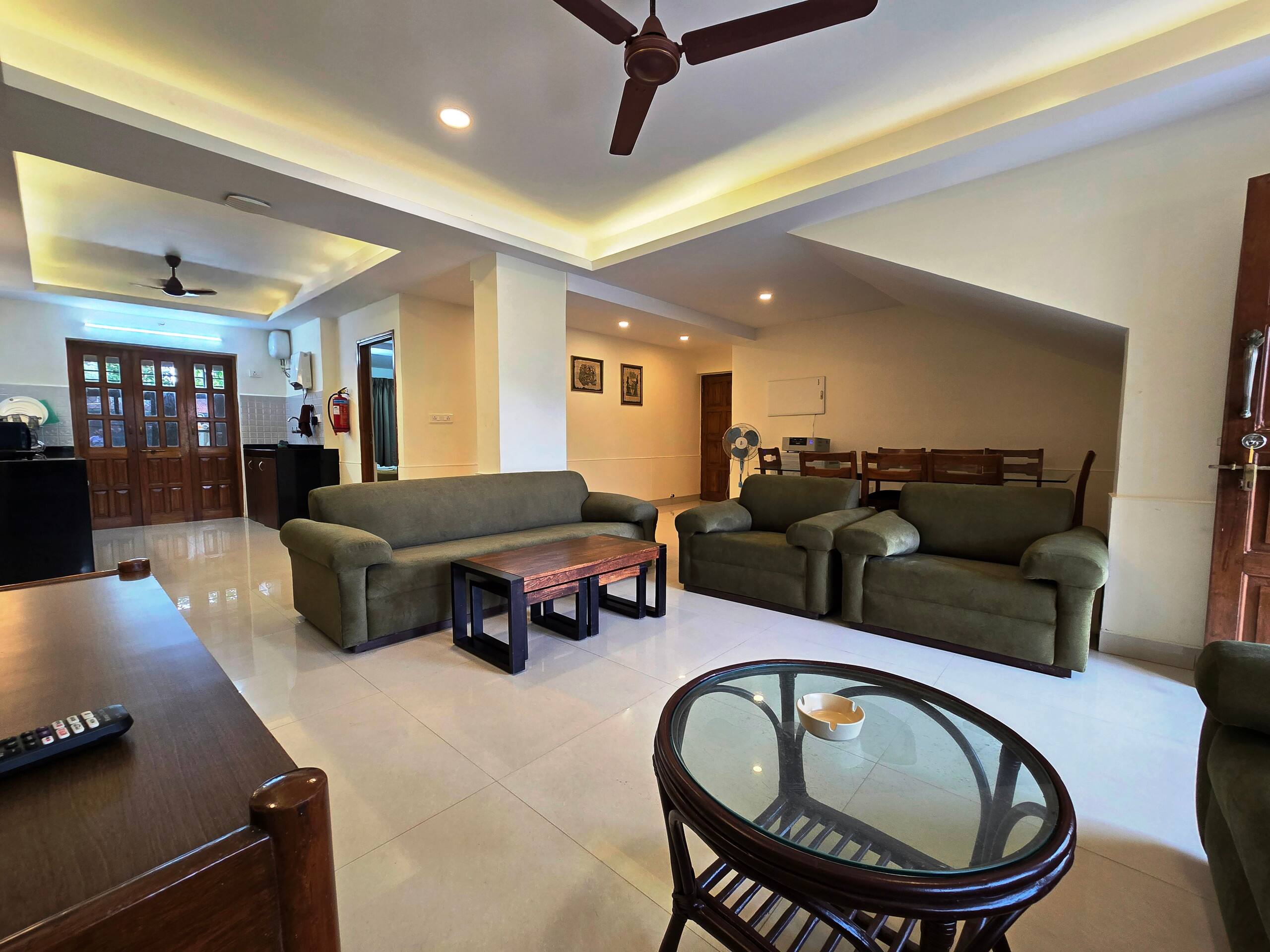 Spacious 3-Bedroom Apartment In Central Location 9