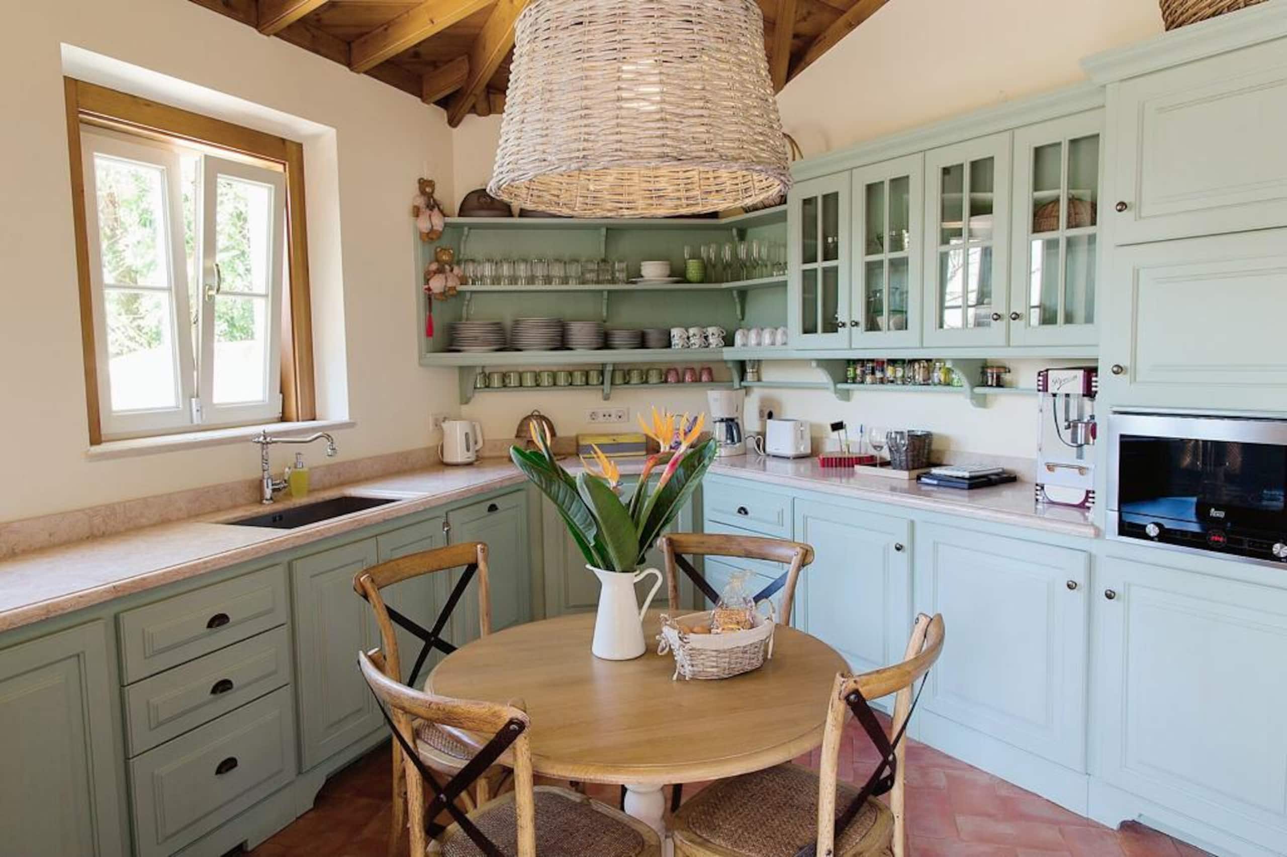 Cozy Private Cottage with Fireplace & Outdoor Tub 12