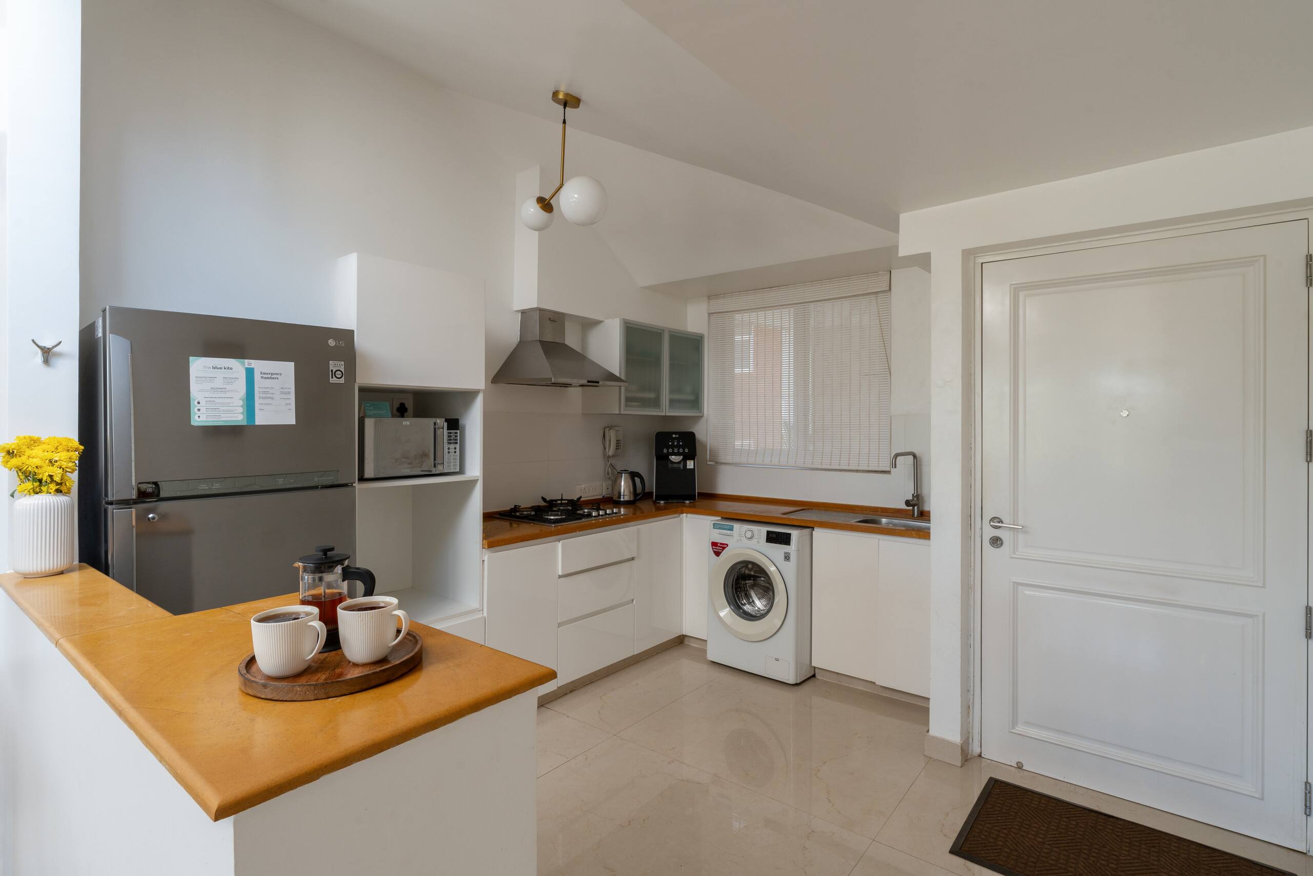 ElSereno|Bright & Airy|Pool|AC|10m to Thalassa 13
