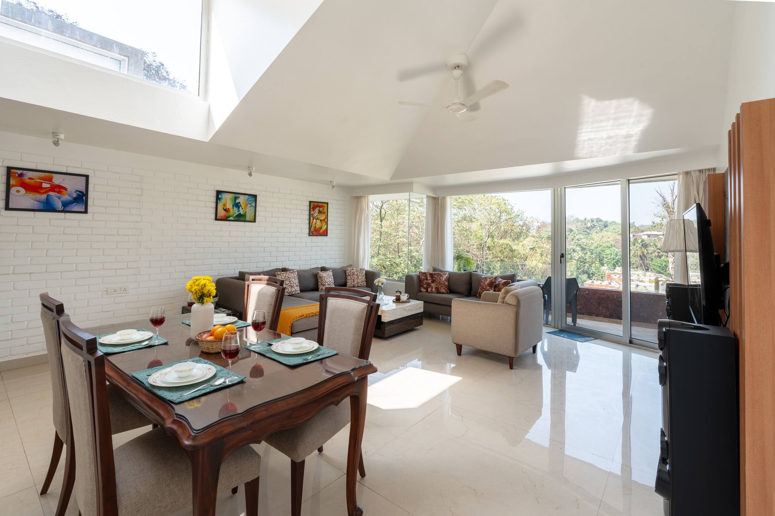 ElSereno|Bright & Airy|Pool|AC|10m to Thalassa 17