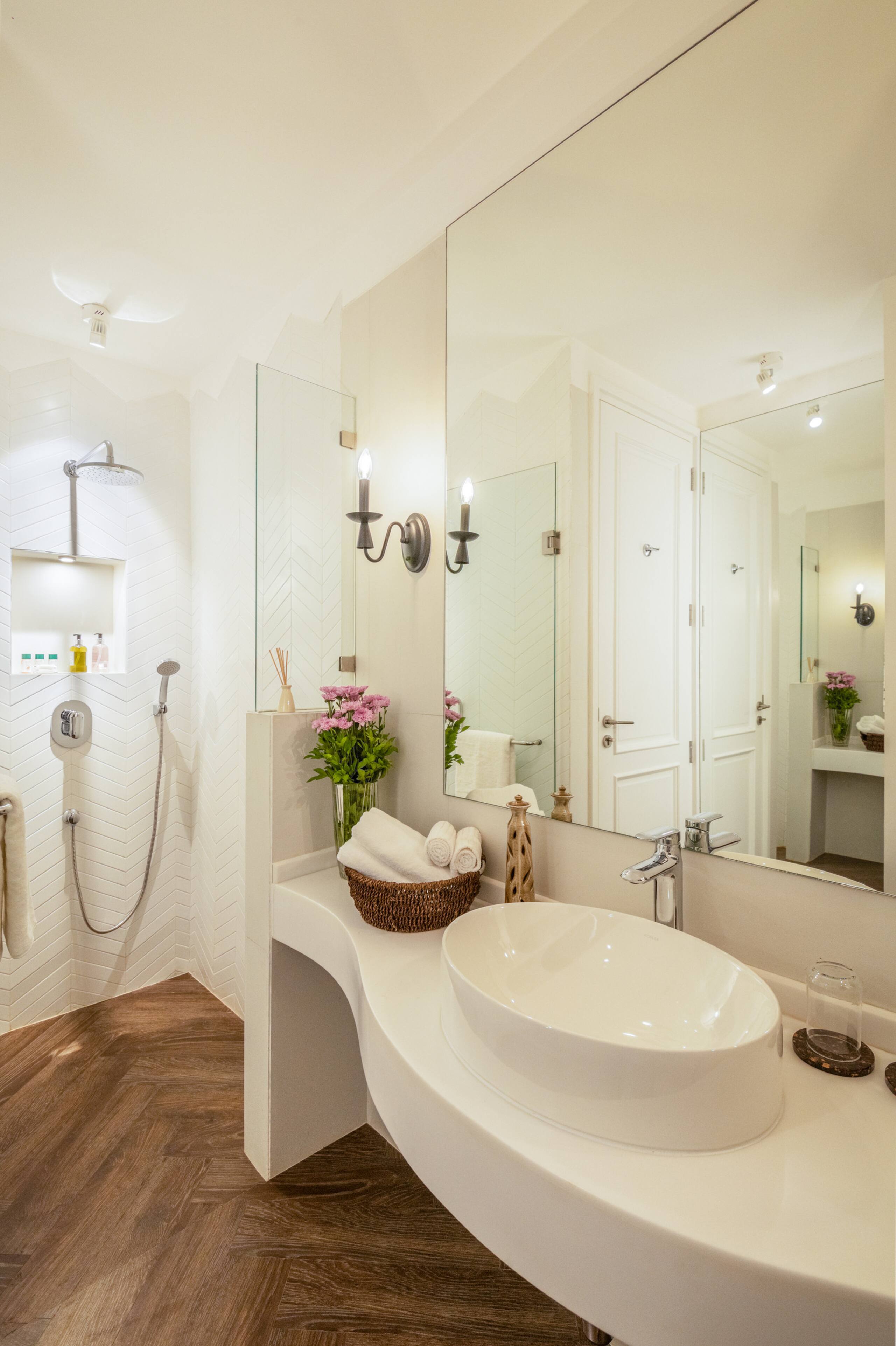ElSereno|Bright & Airy|Pool|AC|10m to Thalassa 20