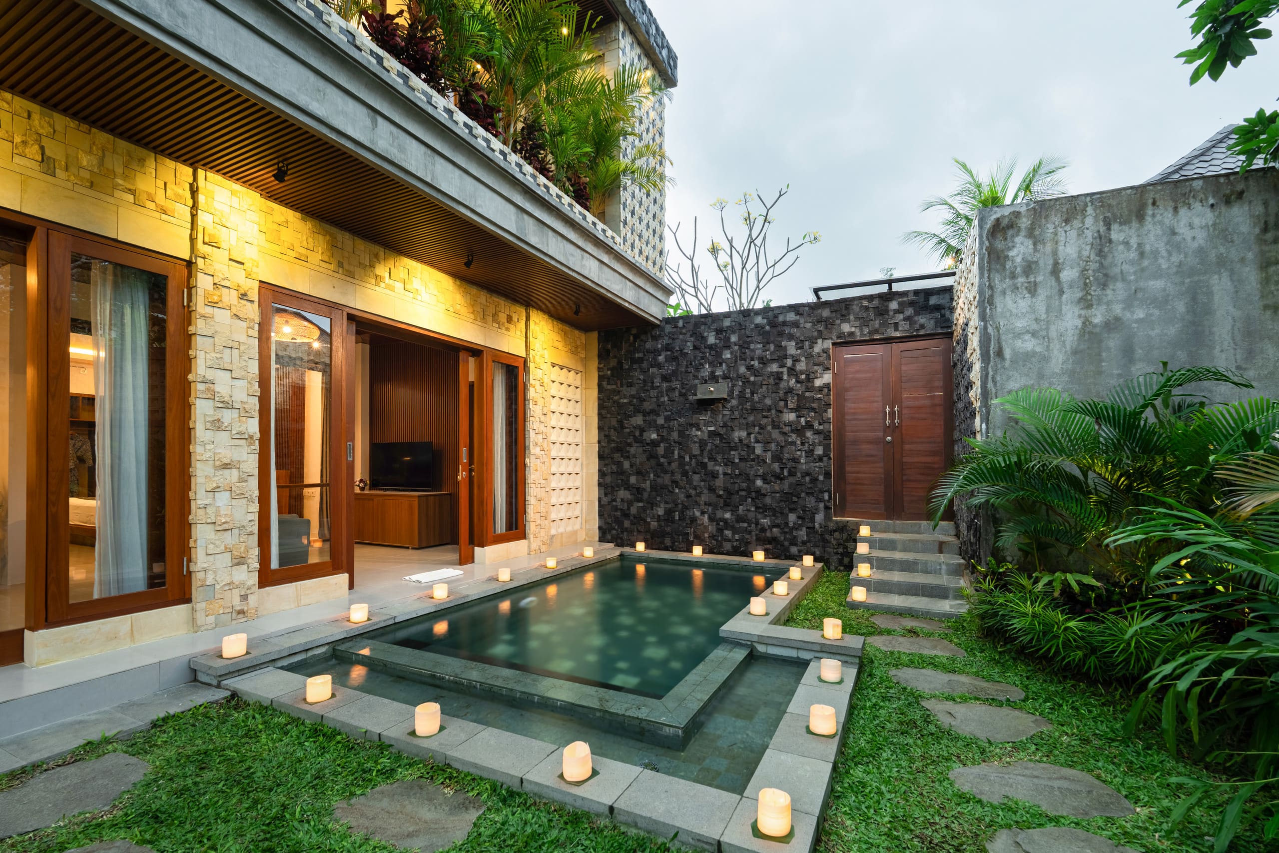 Two bedroom private pool villa in Ubud 31