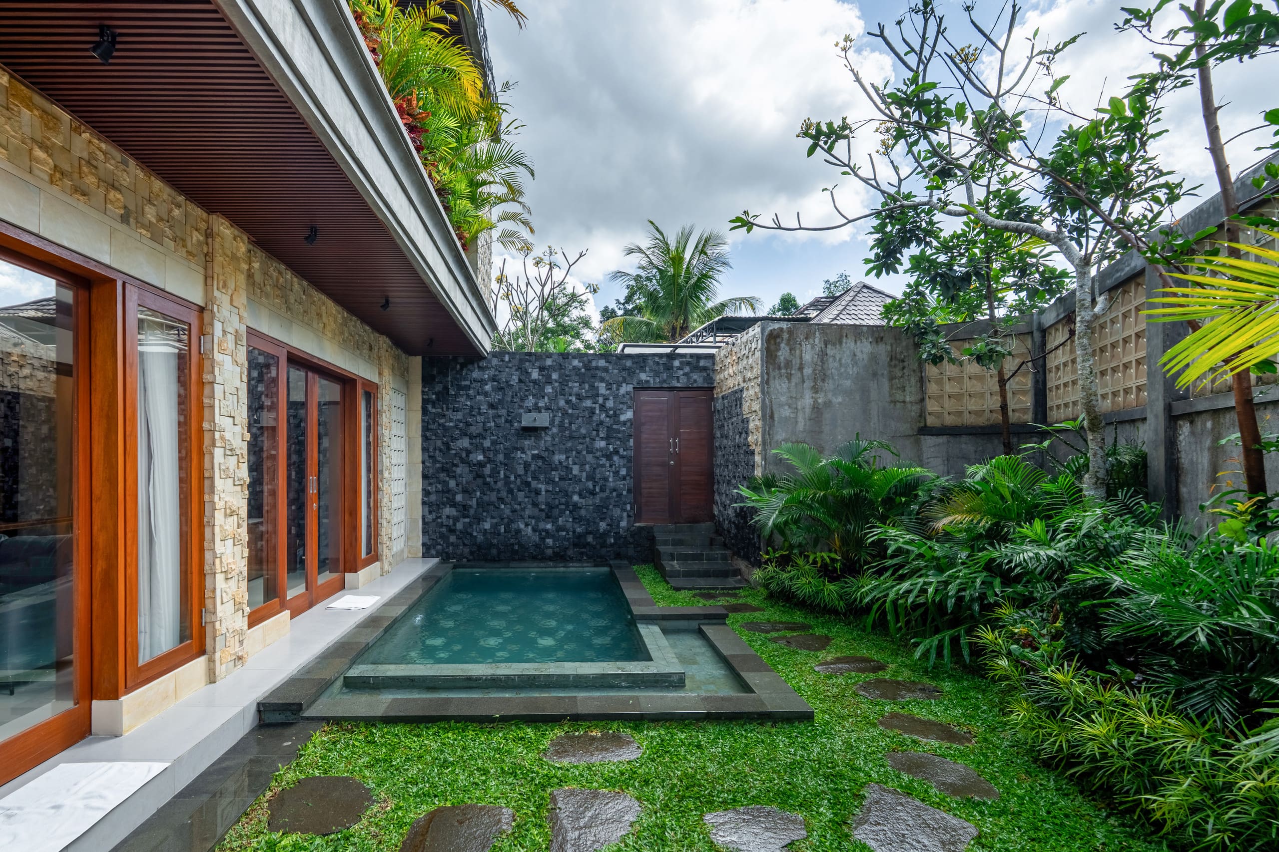Two bedroom private pool villa in Ubud 29