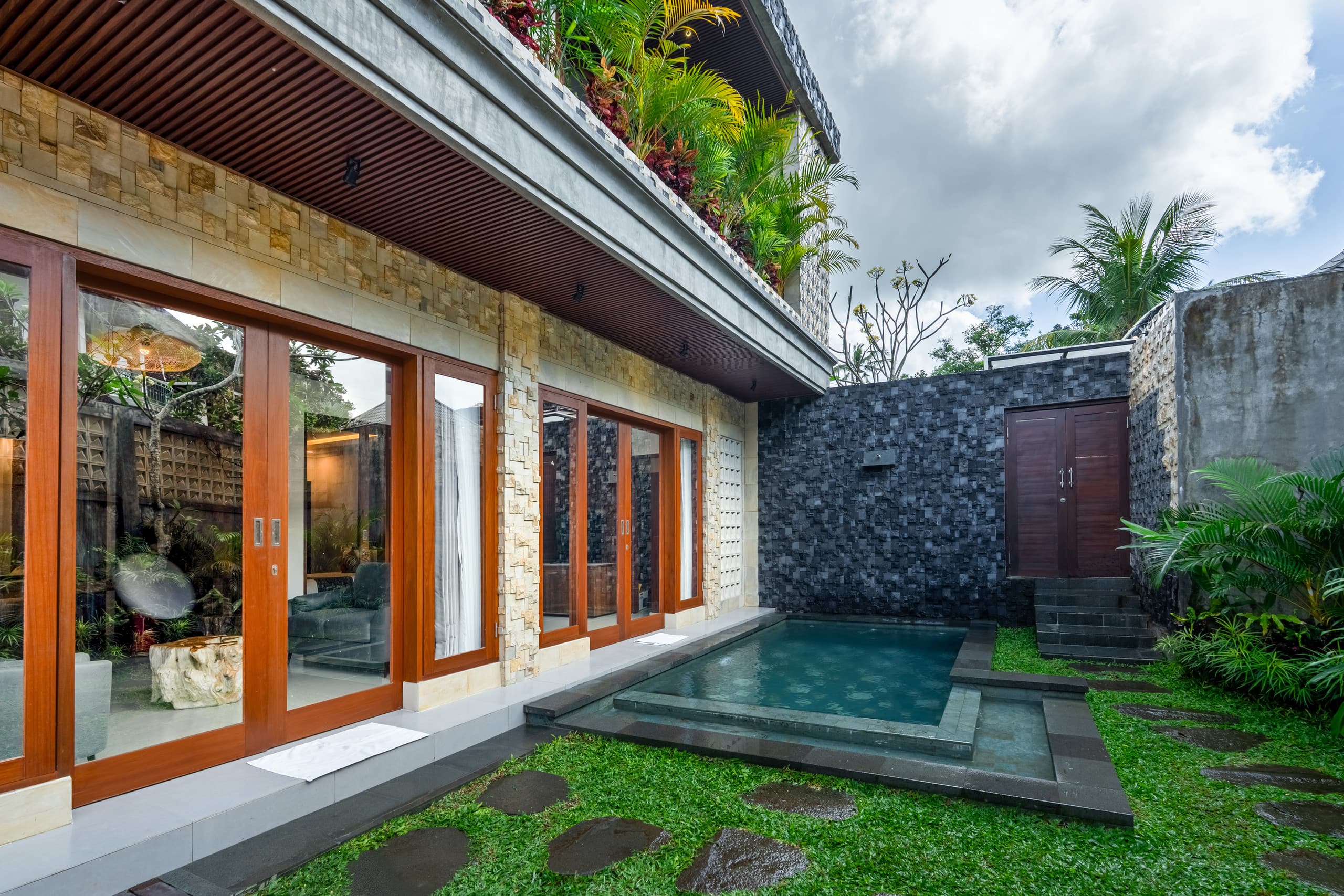 Two bedroom private pool villa in Ubud 28