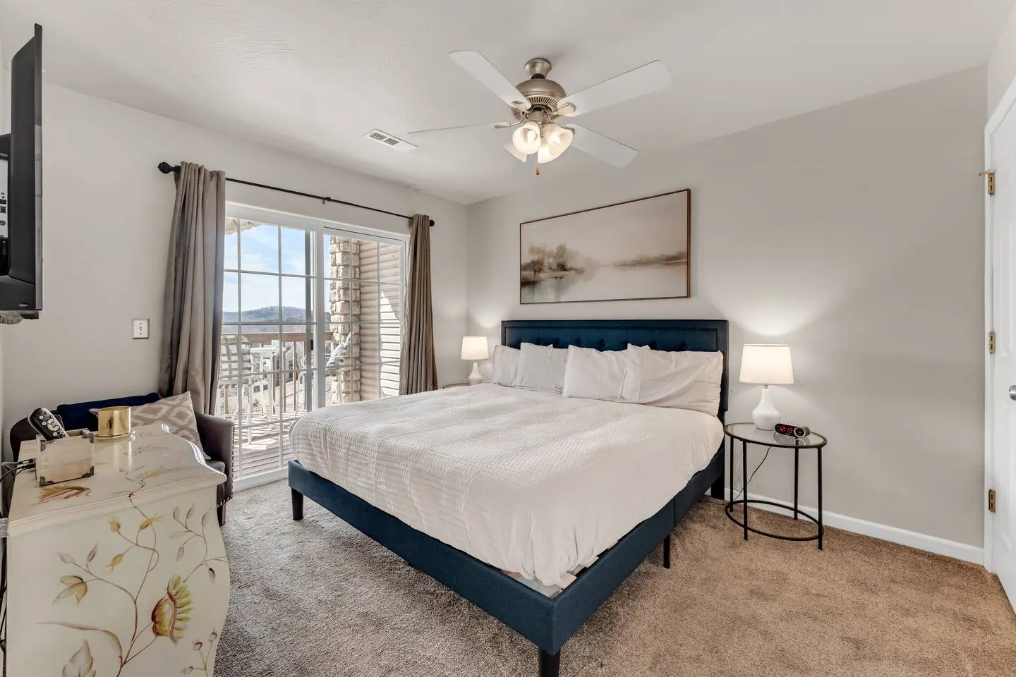 Gorgeous Lake/Mtn Views, Walk to Lake, SDC Close! - Apartment 5