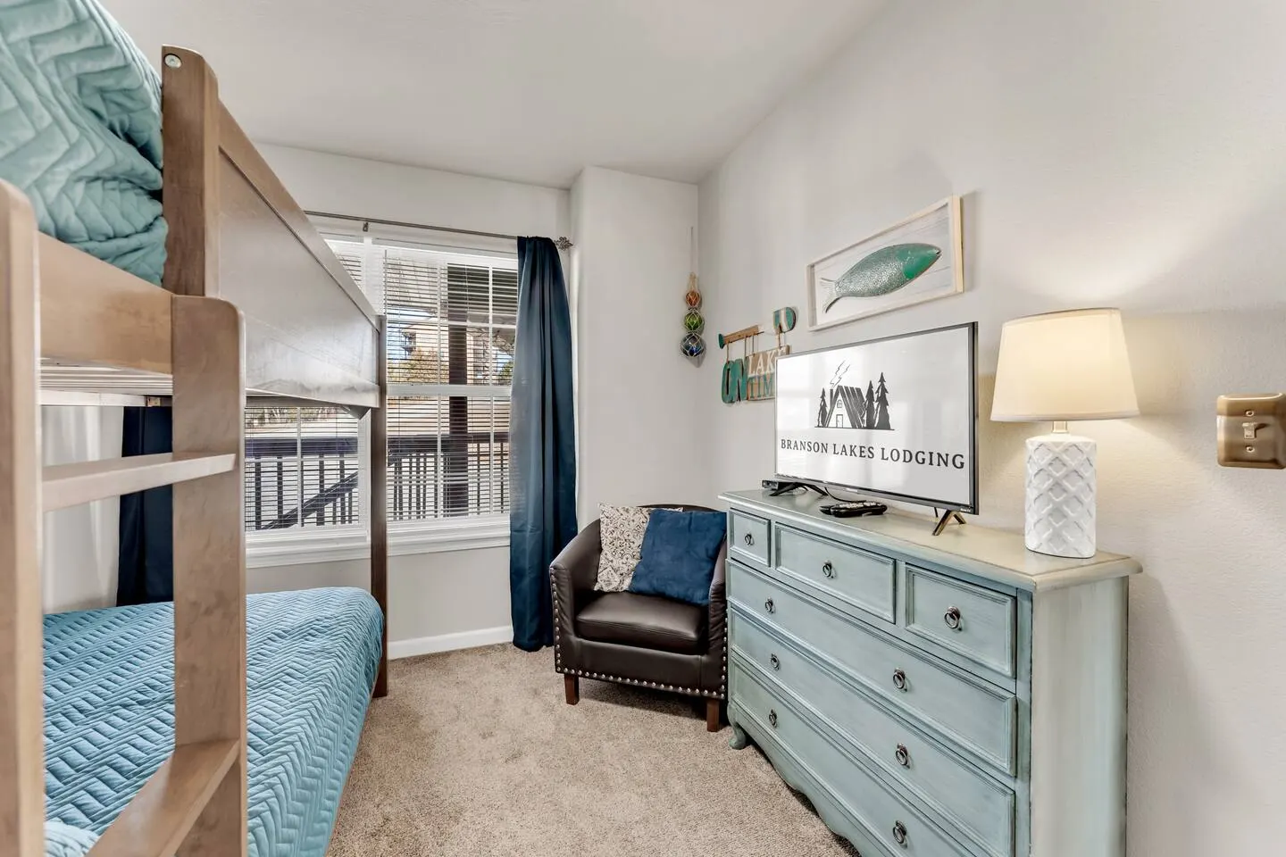 Gorgeous Lake/Mtn Views, Walk to Lake, SDC Close! - Apartment 8