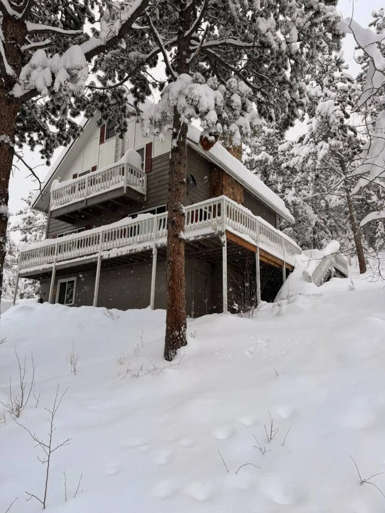 5BR Mountain Retreat Hot Tub Sleeps 12 8