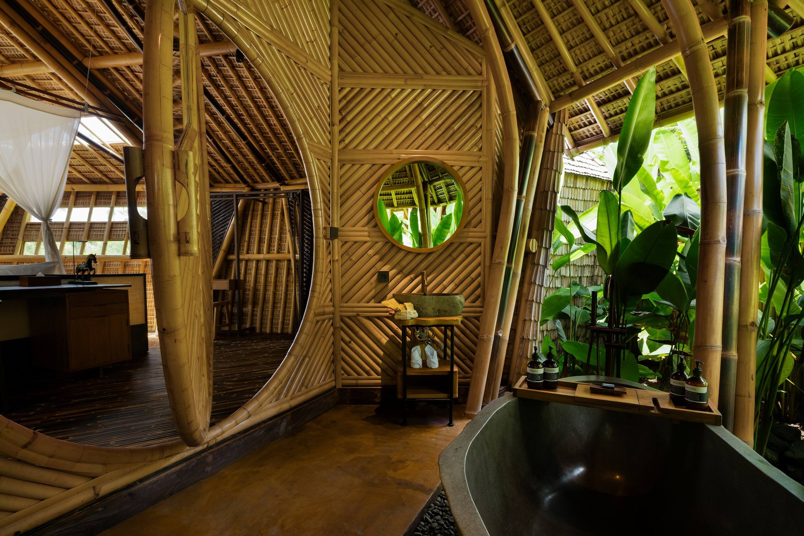 Atamendra-Riverview Bamboo Villa in Sidemen 11