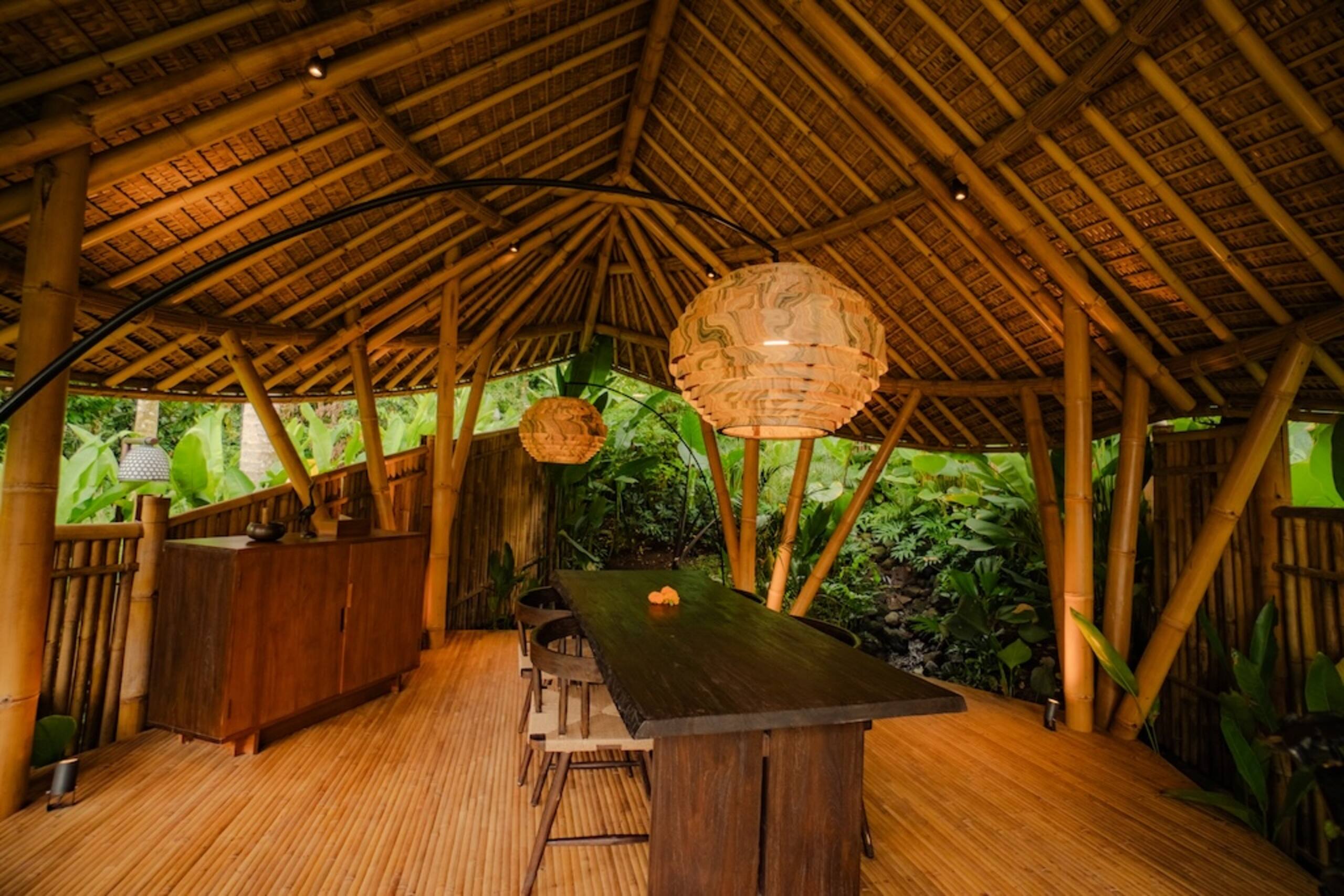 Atamendra-Riverview Bamboo Villa in Sidemen 10