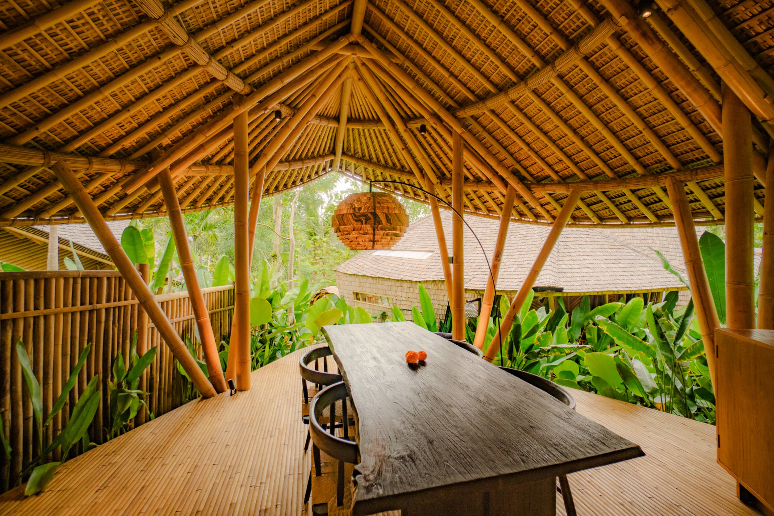 Atamendra-Riverview Bamboo Villa in Sidemen 9