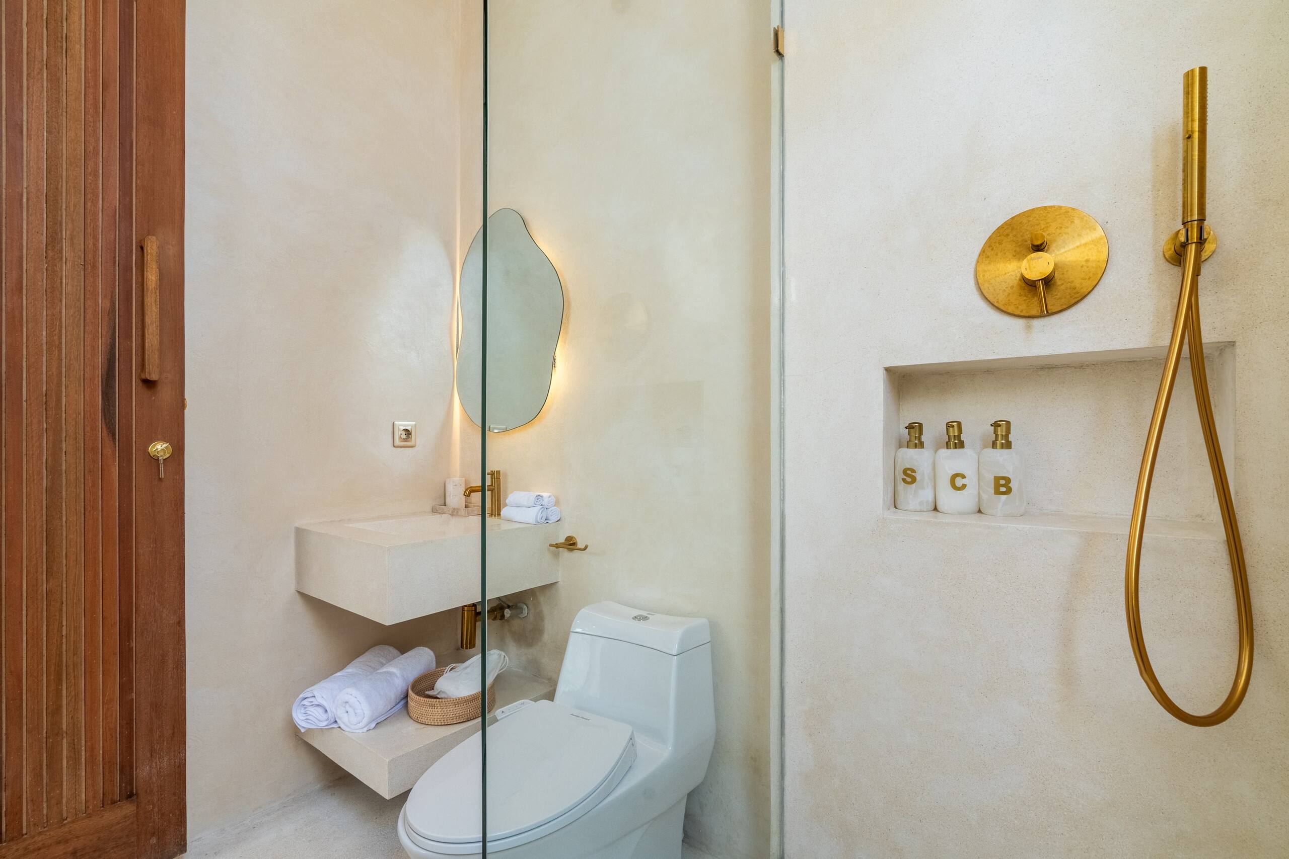 Casa Admire Villas: Chic 3-BR Villa Bali 23