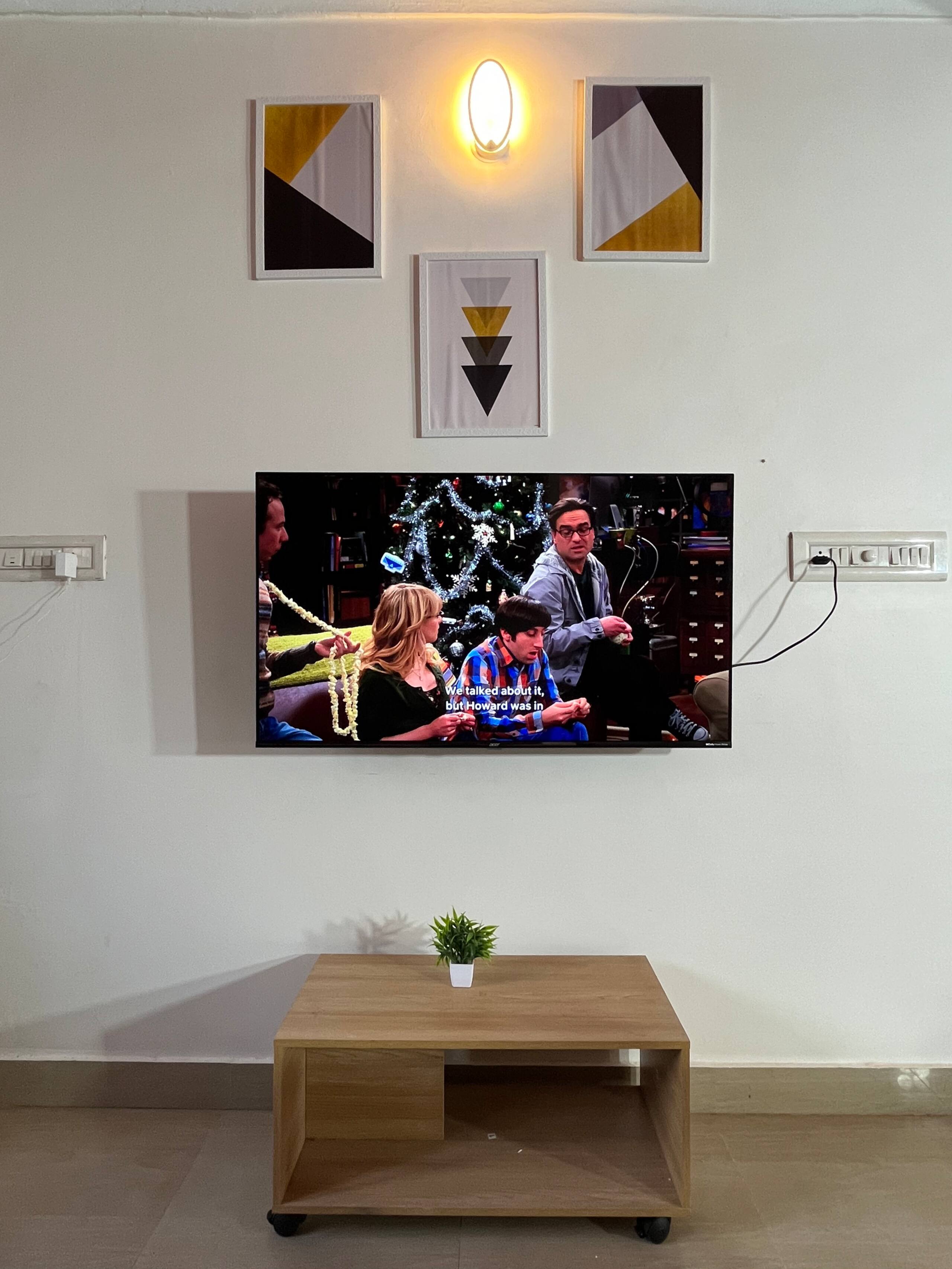 VAR- Coastal Haus 5 Min to Beach, AC 4BHK-Foosball 10