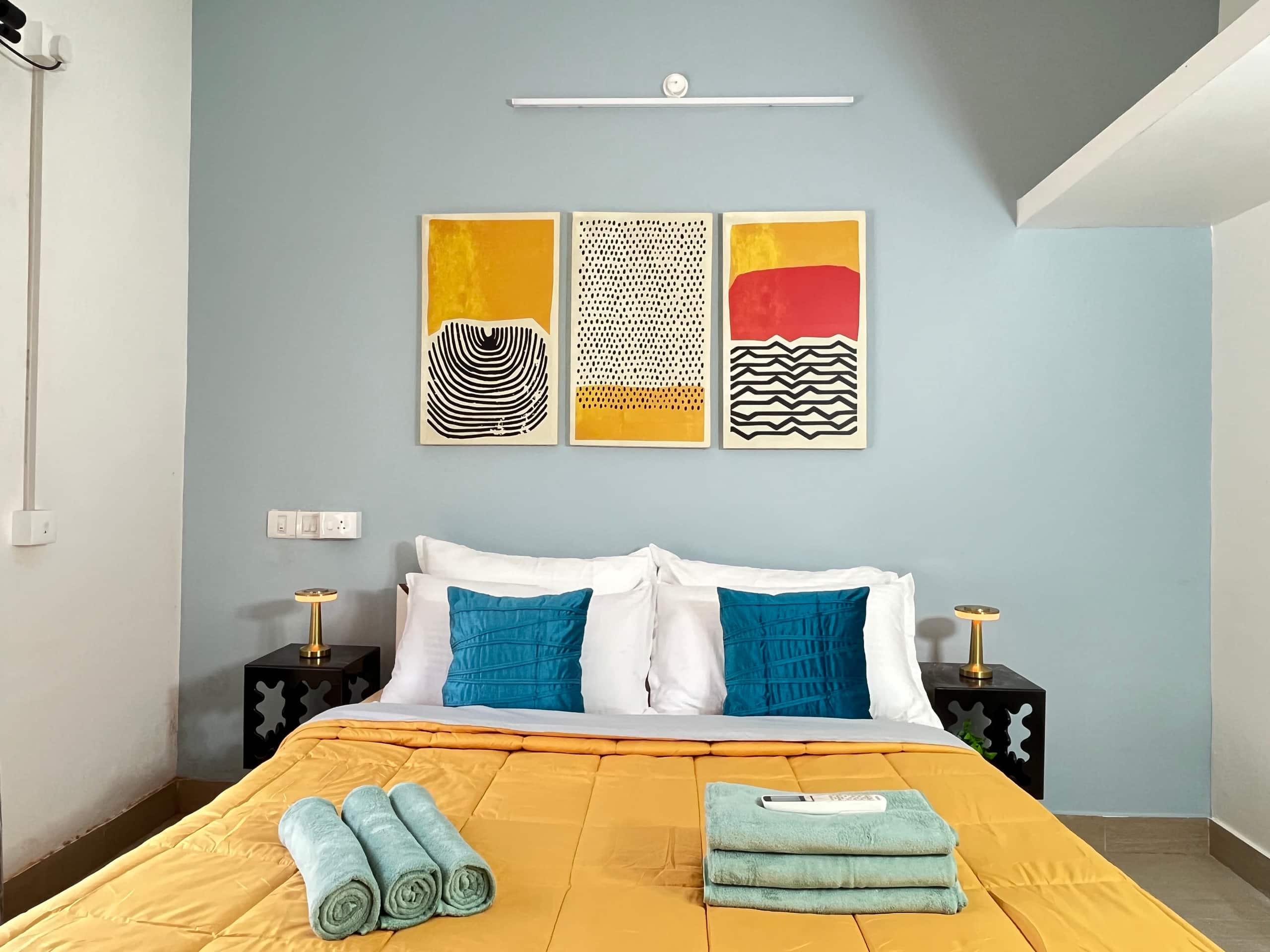 VAR- Coastal Haus 5 Min to Beach, AC 4BHK-Foosball 13