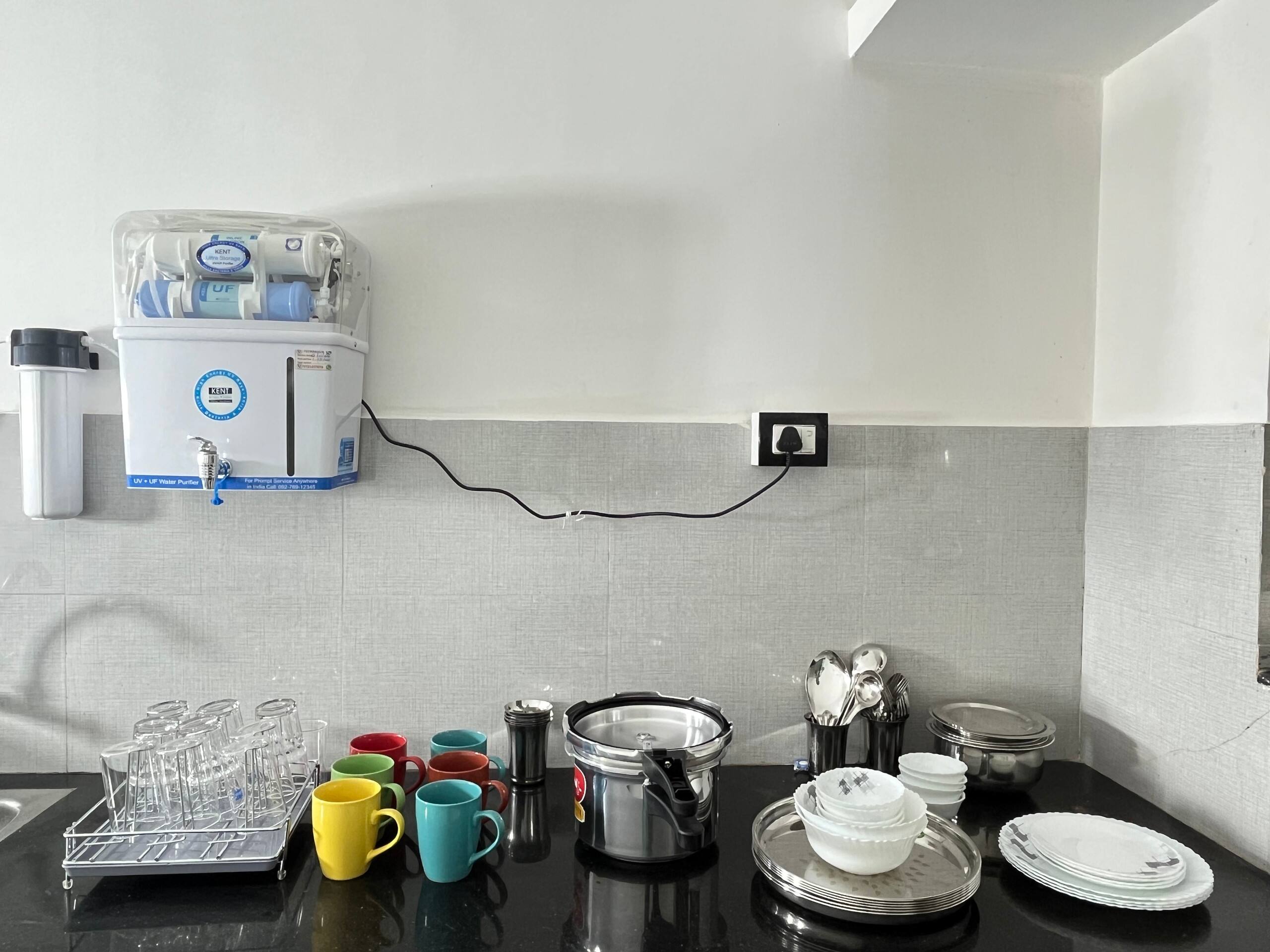 VAR- Coastal Haus 5 Min to Beach, AC 4BHK-Foosball 12