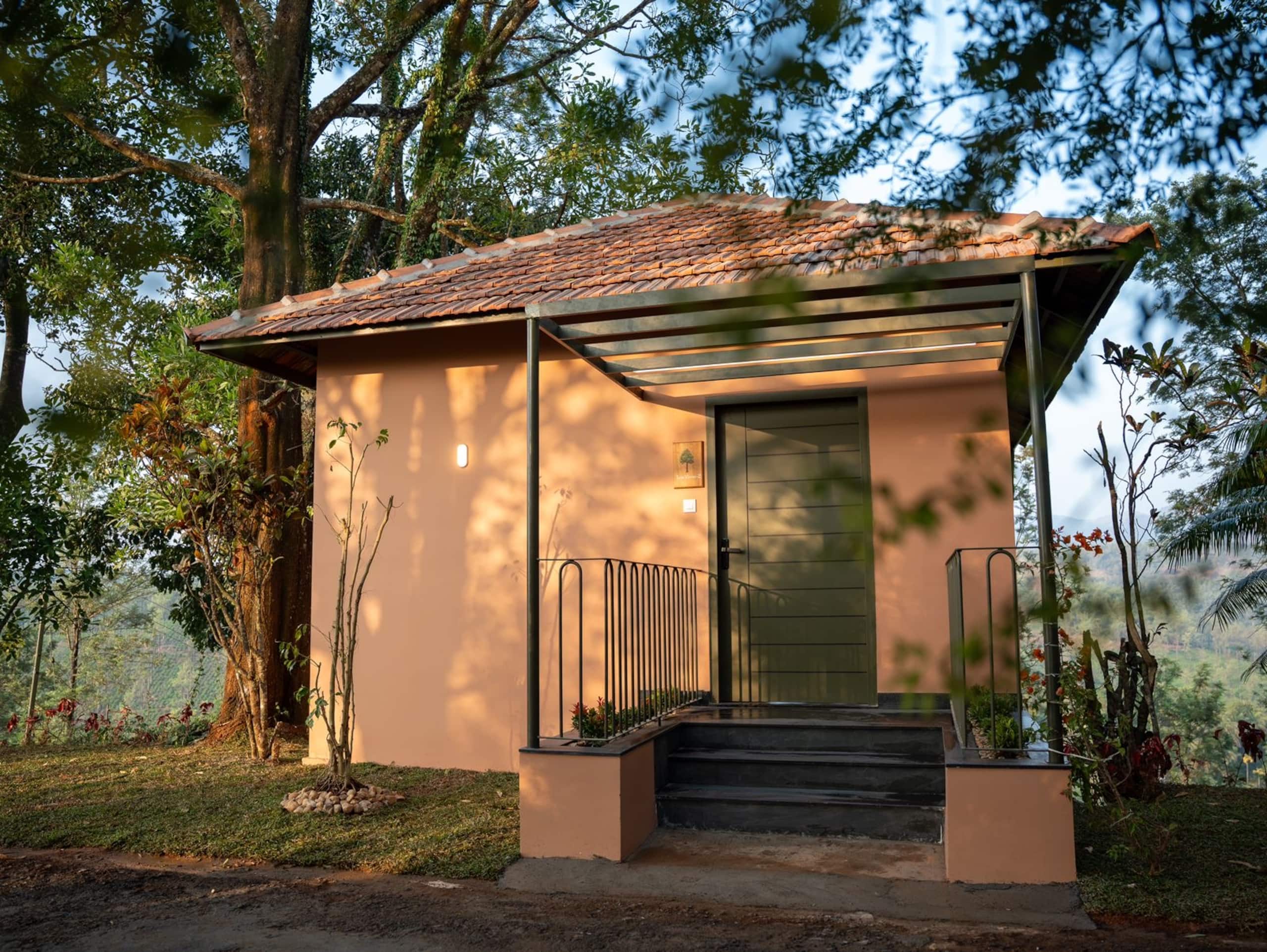 Cottage in a Tea Estate | Private 6