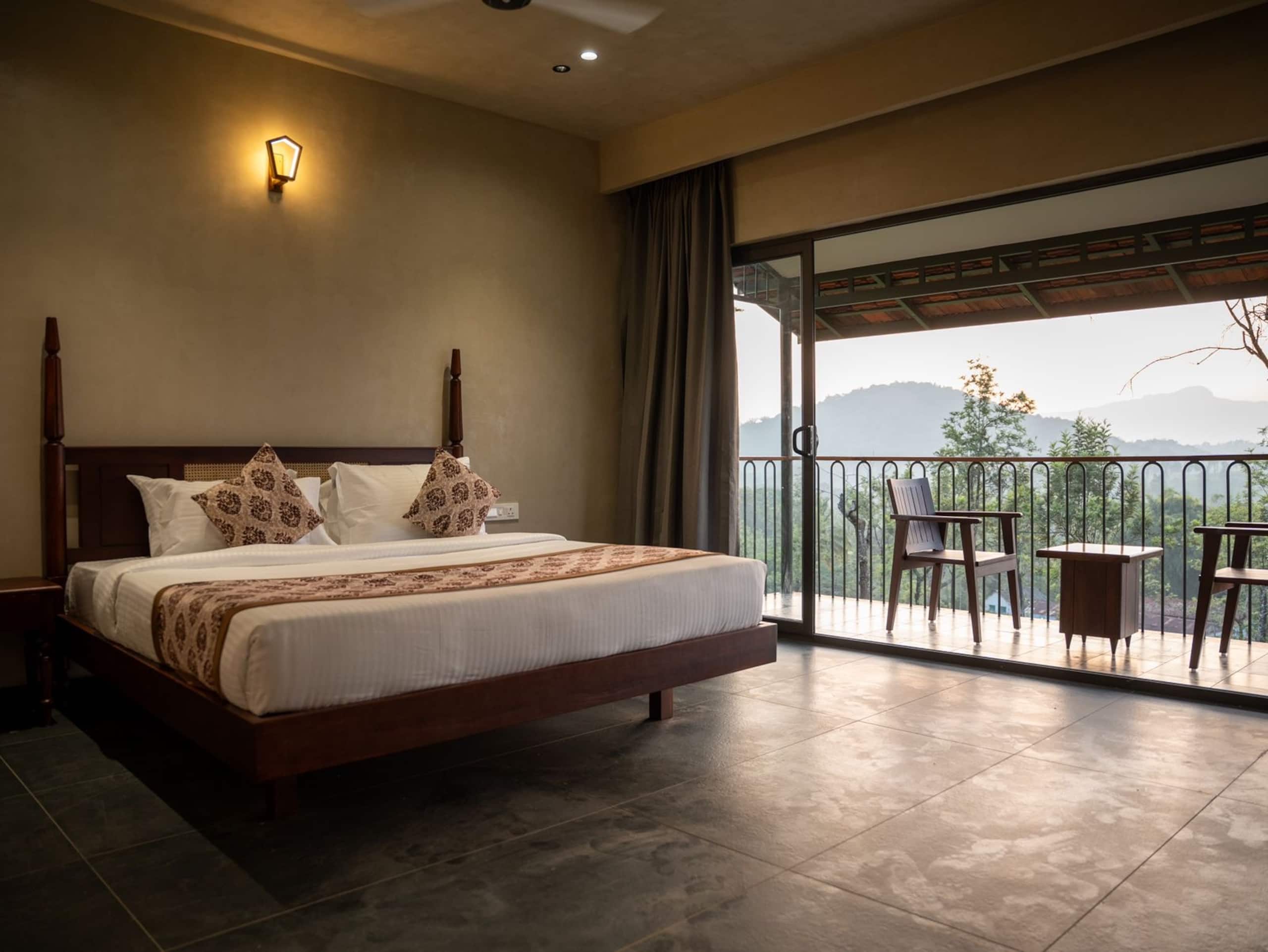 Cottage in a Tea Estate | Private 2