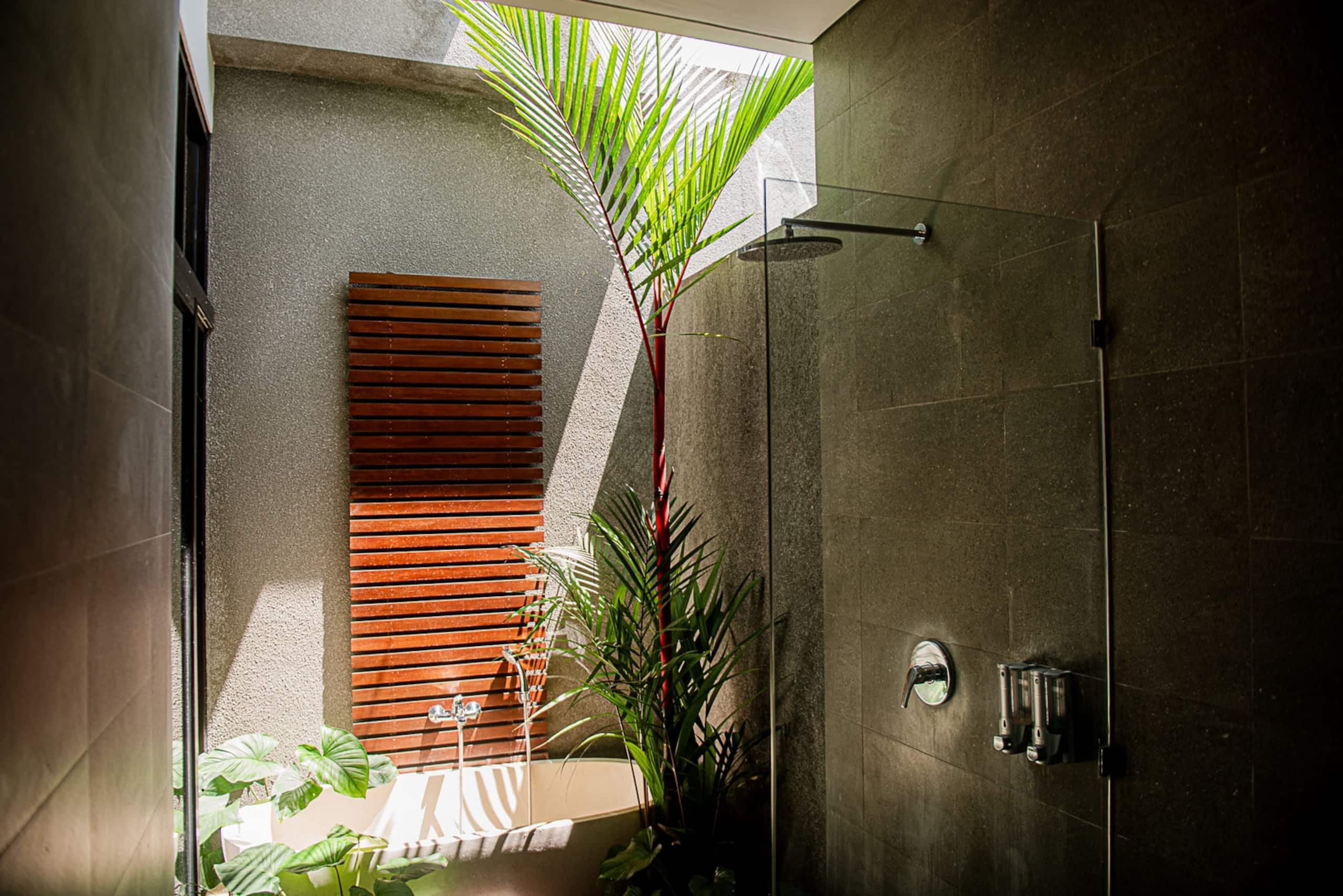 Ubud Hideaway-2BR Family Villa with Private Pool 36