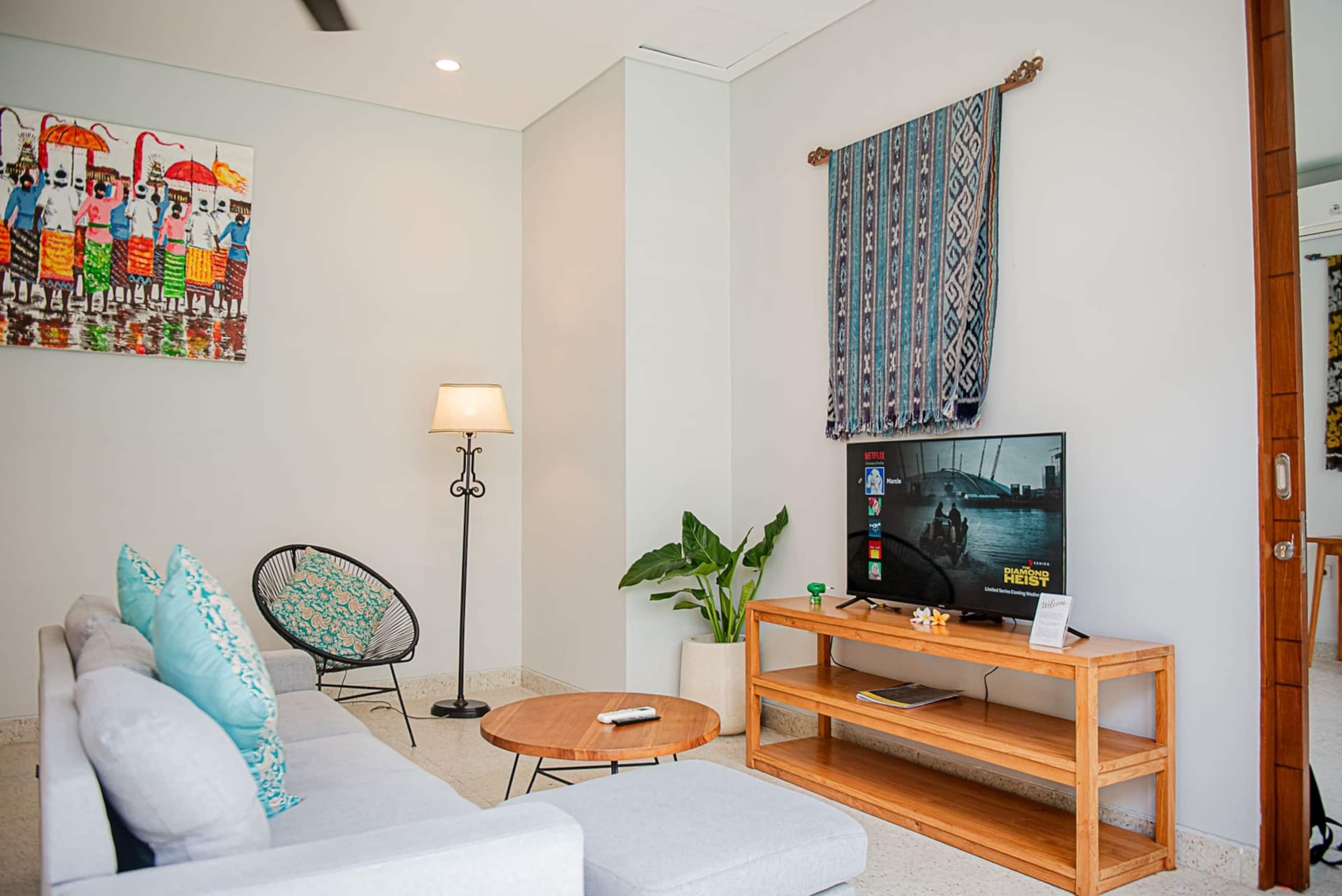 Ubud Hideaway-2BR Family Villa with Private Pool 24