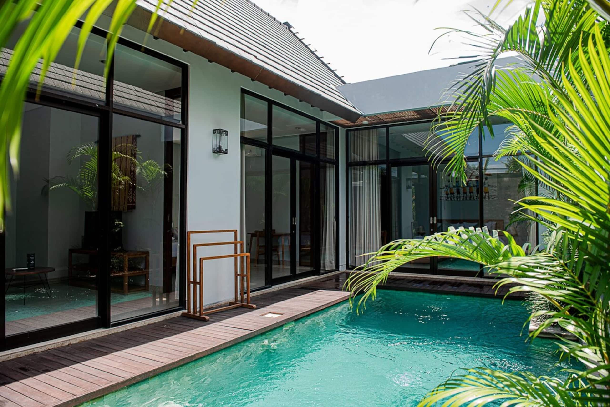Ubud Hideaway-2BR Family Villa with Private Pool 18