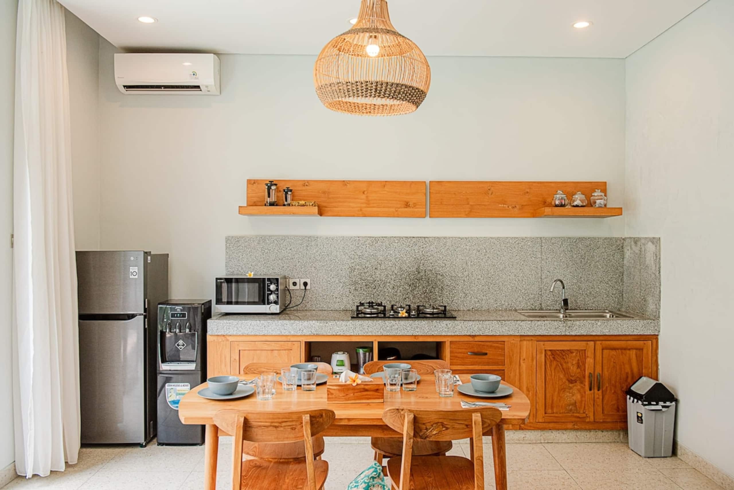 Ubud Hideaway-2BR Family Villa with Private Pool 17