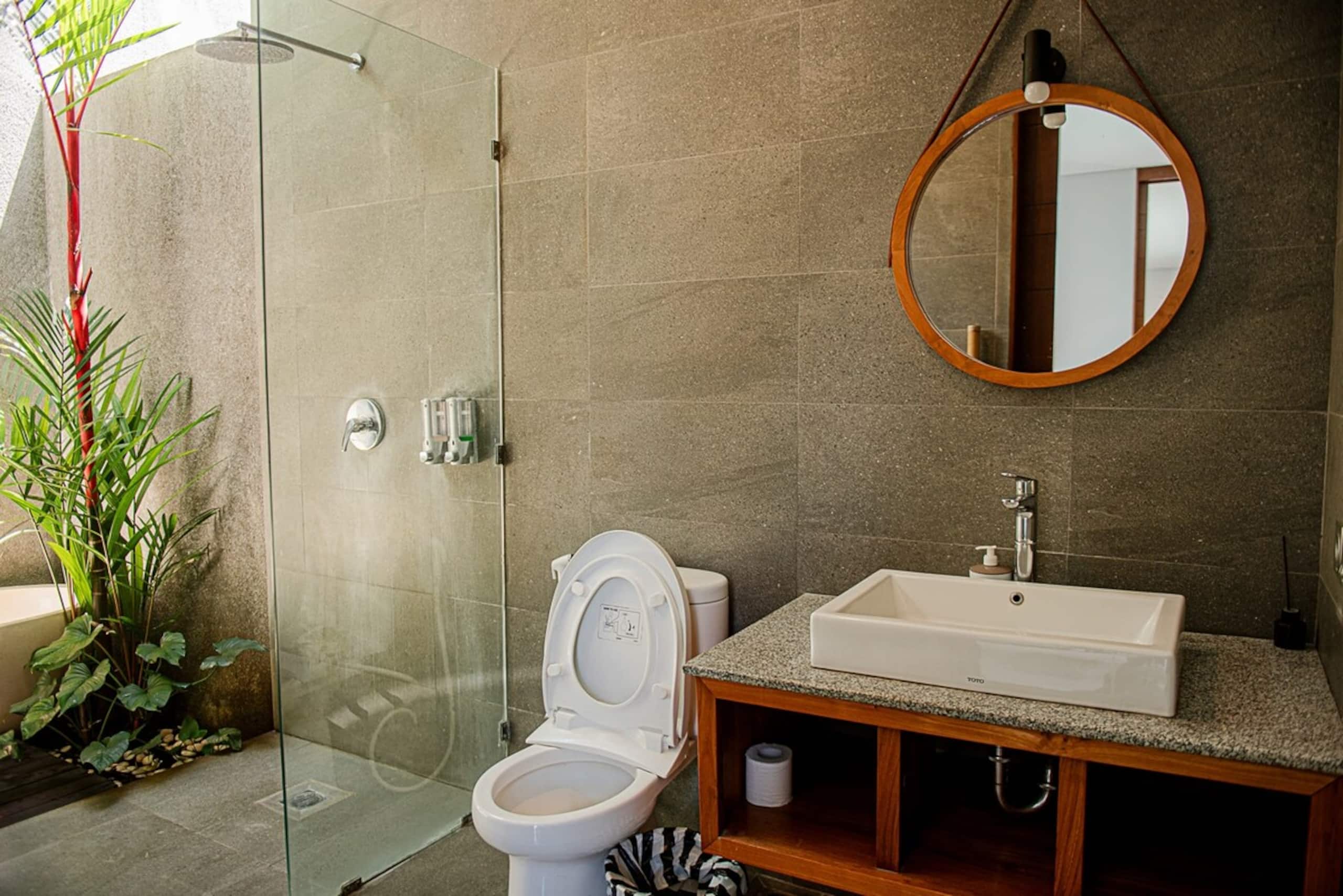 Ubud Hideaway-2BR Family Villa with Private Pool 15