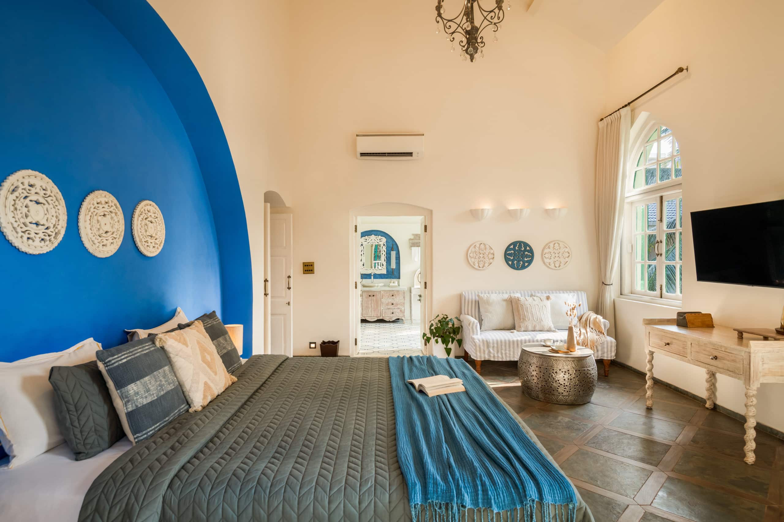 Mia Ultra-Luxe 4BHK PvtPool Villa • Isprava Built 18