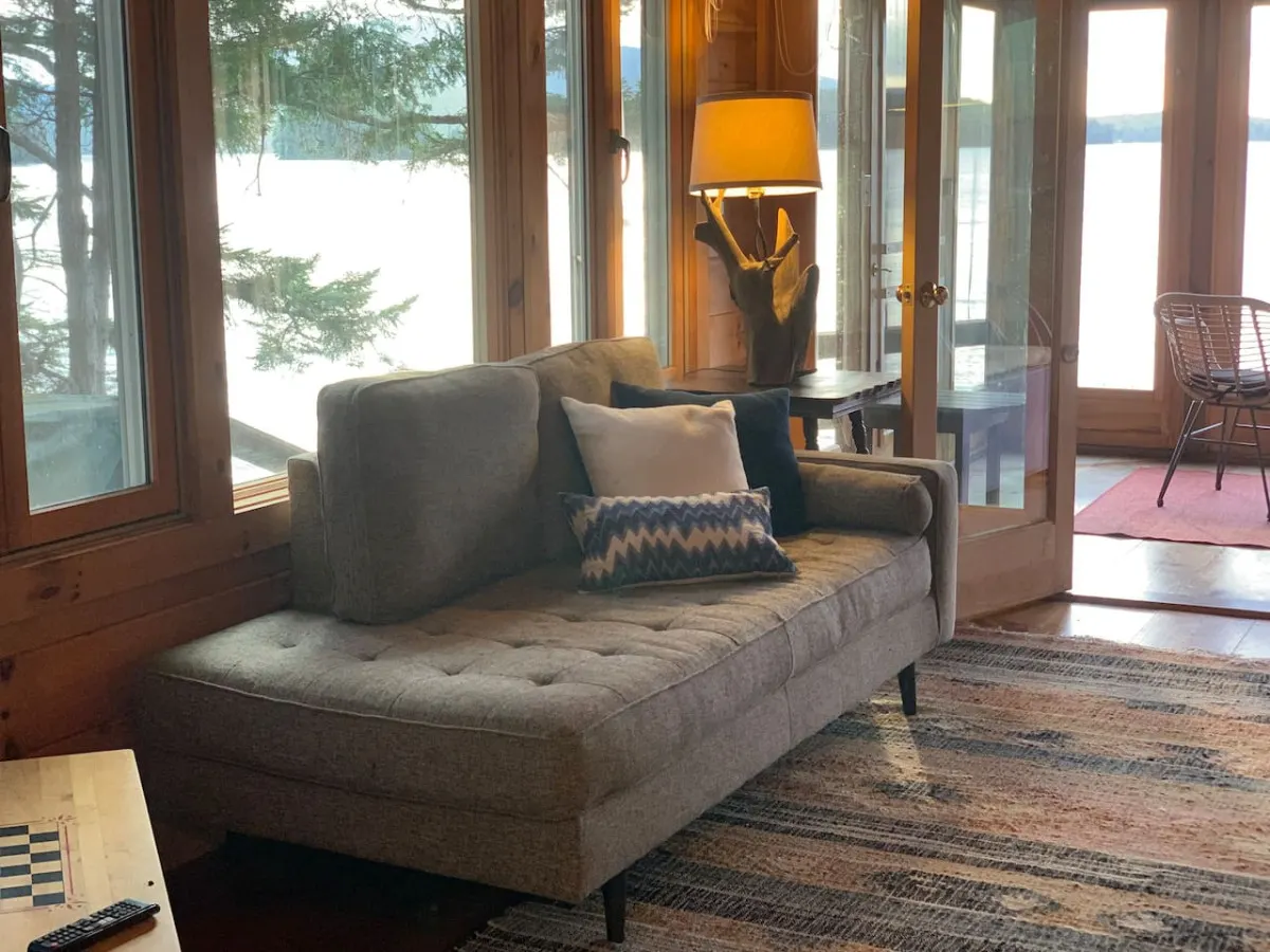 The Boathouse 9