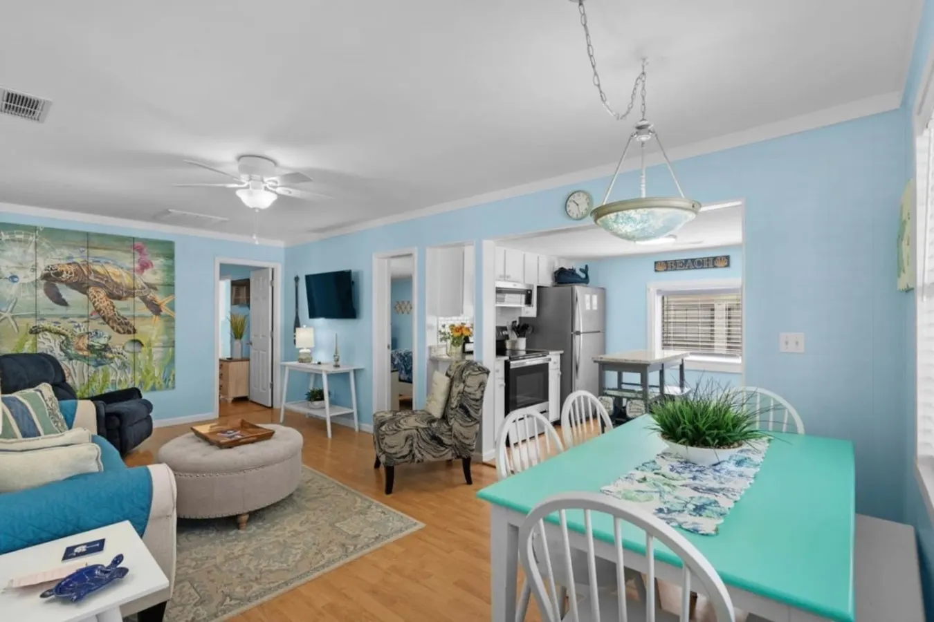 Cozy OL Retreat Short Walk to Beach & Outdoor TV 15