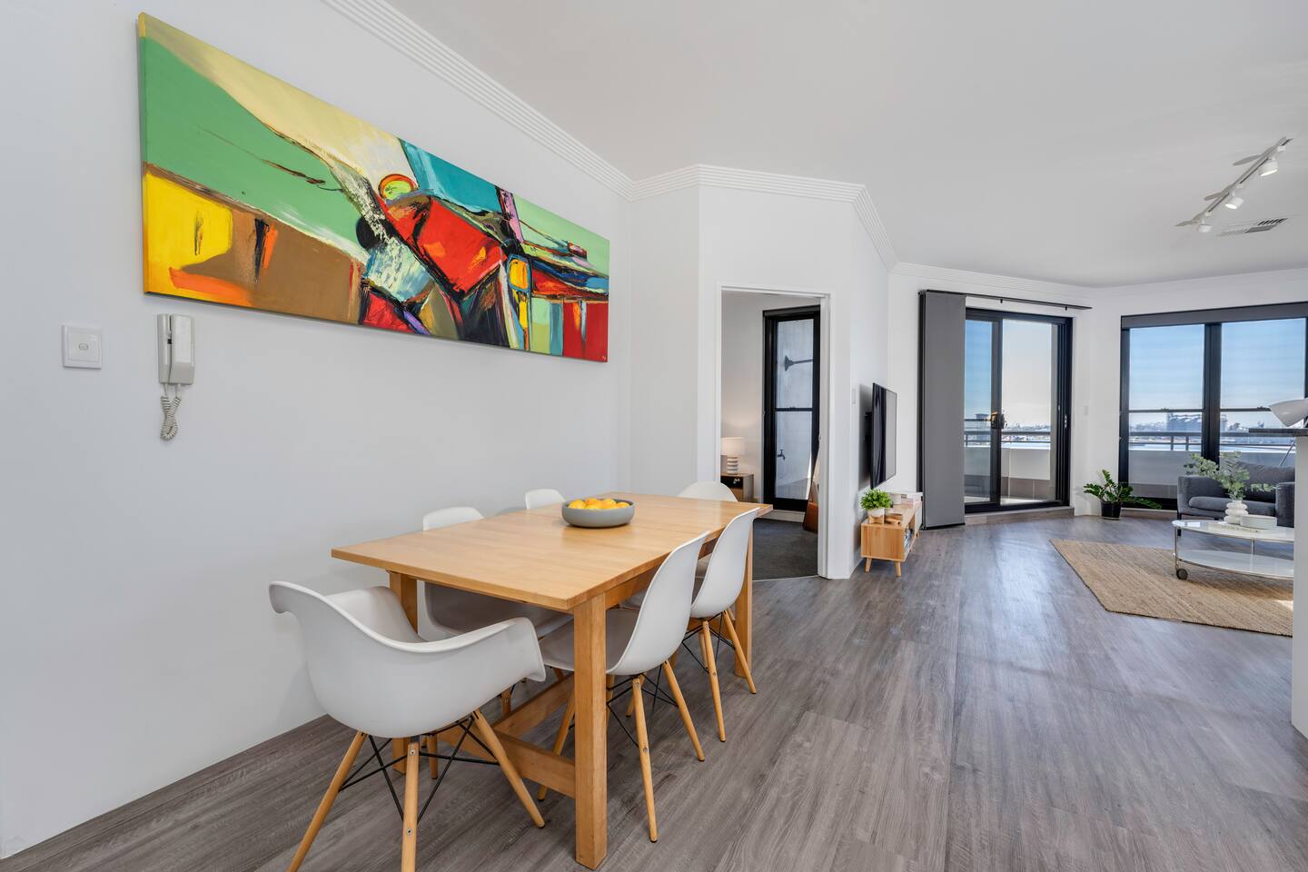 Cityscape - Incredible Views - 2 Parking Spaces 6