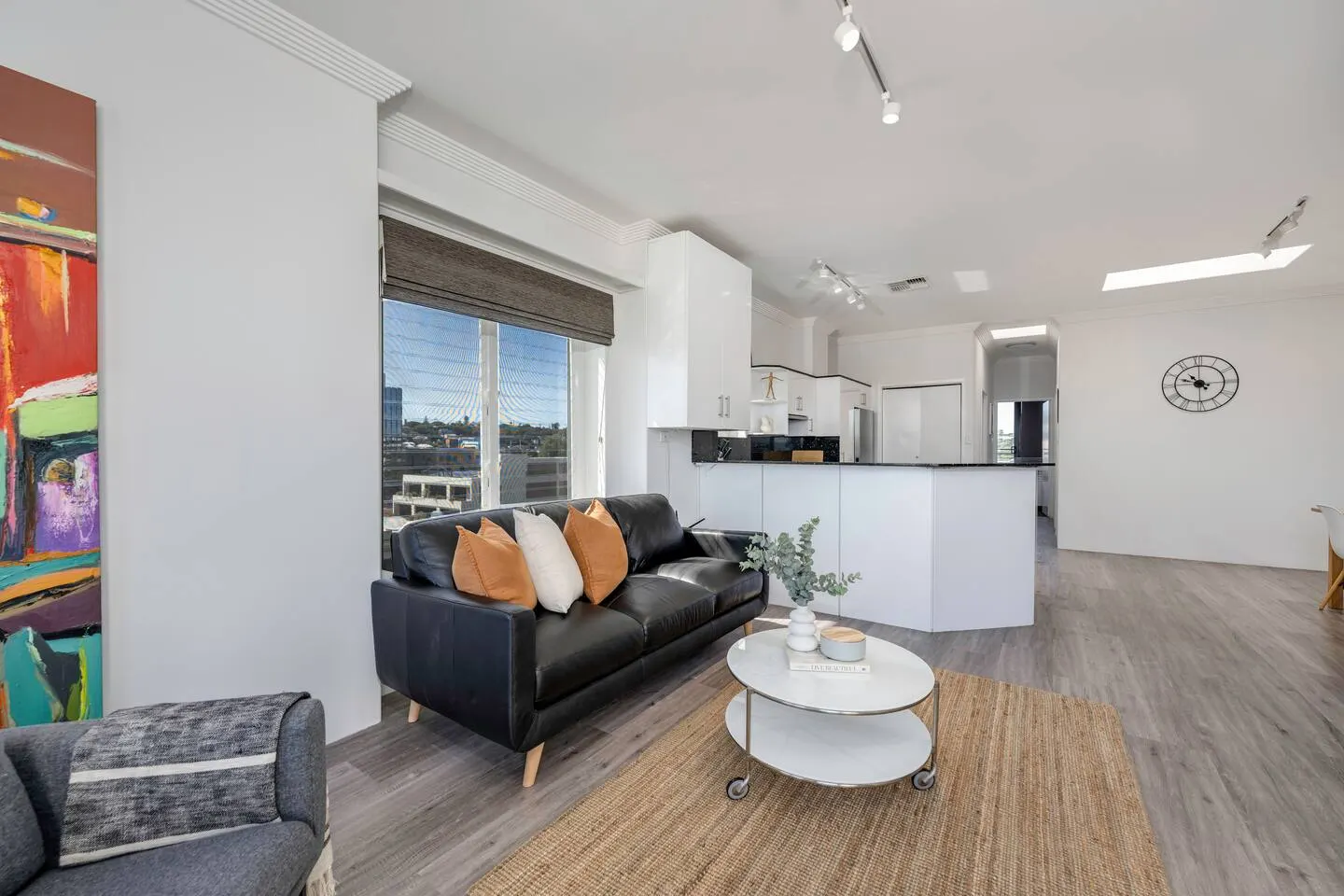 Cityscape - Incredible Views - 2 Parking Spaces 7