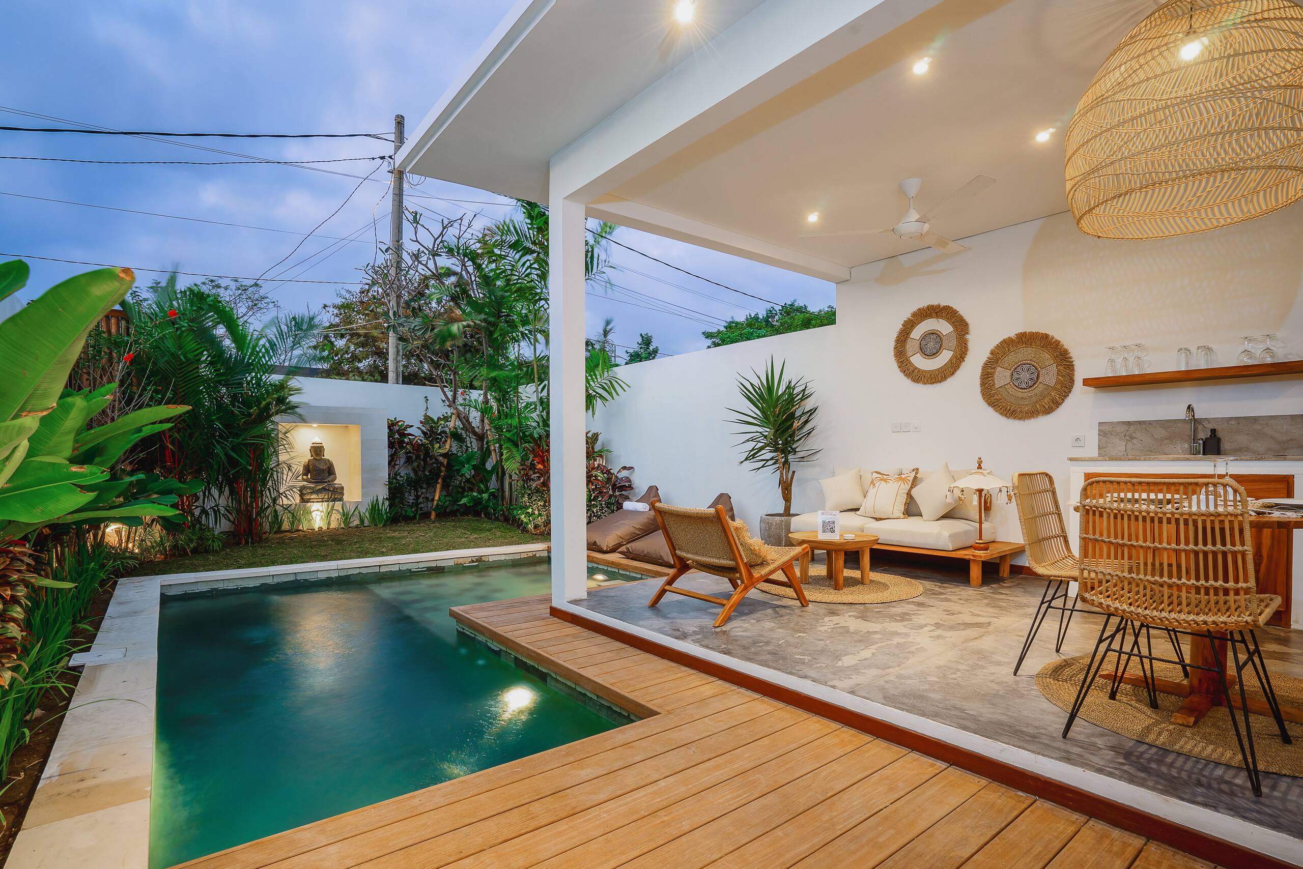 Romantic 1br Villa • Private Pool • Nyanyi Beach — photo 5