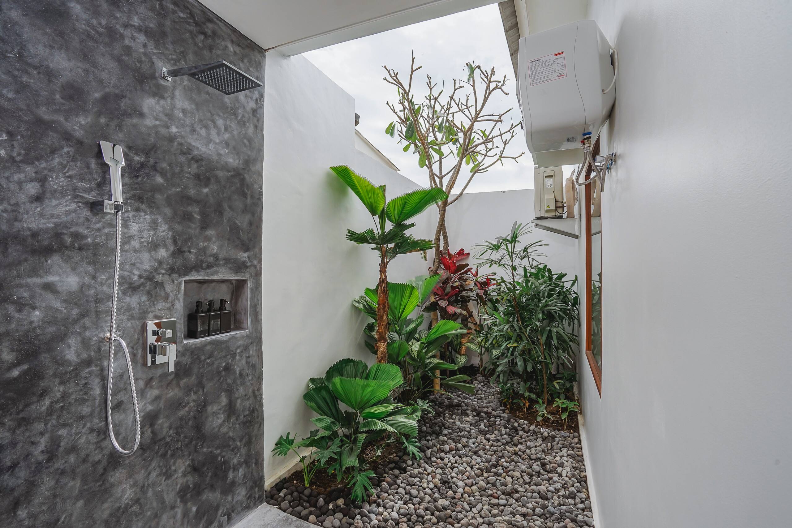 Romantic 1br Villa • Private Pool • Nyanyi Beach 32