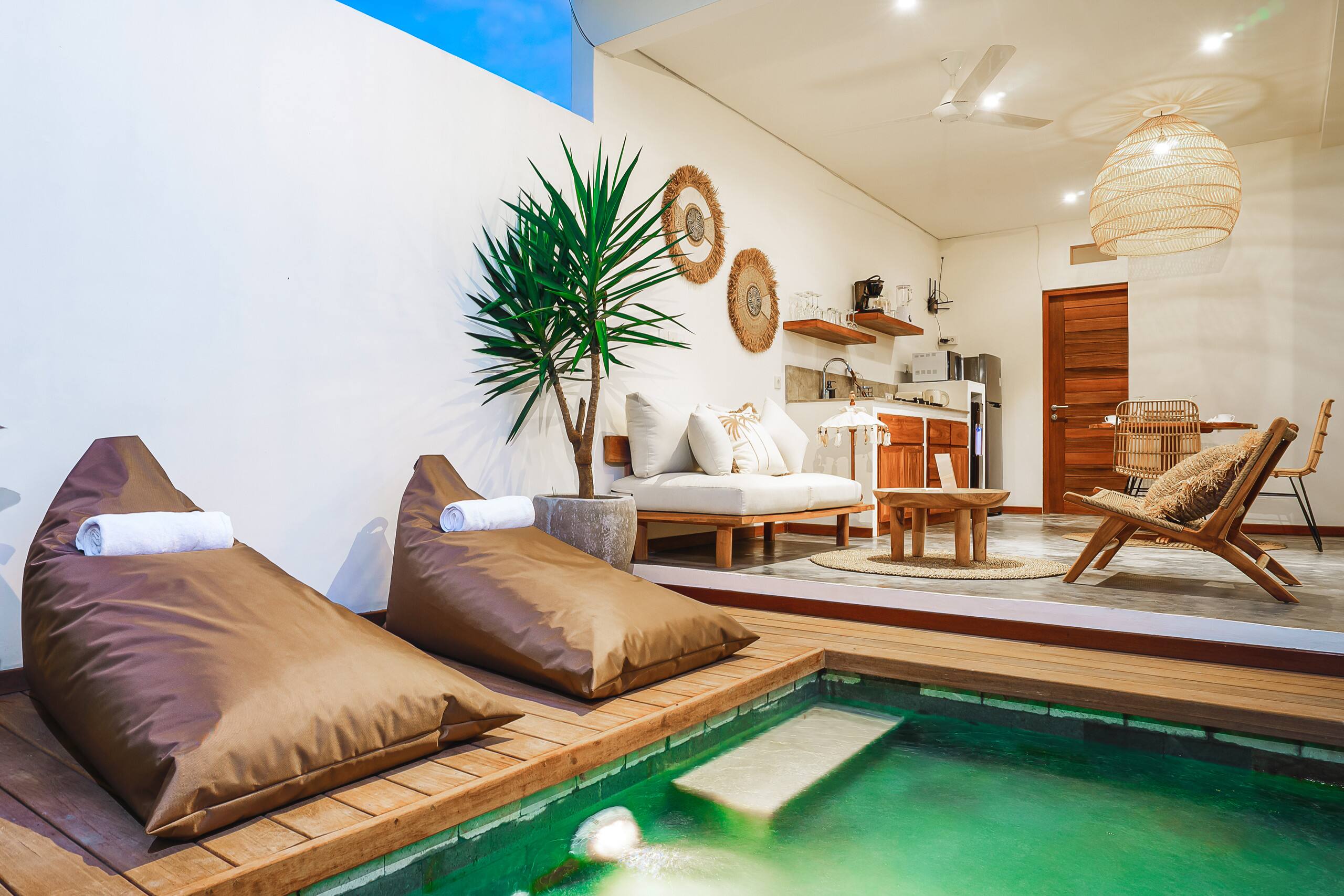 Romantic 1br Villa • Private Pool • Nyanyi Beach — photo 2