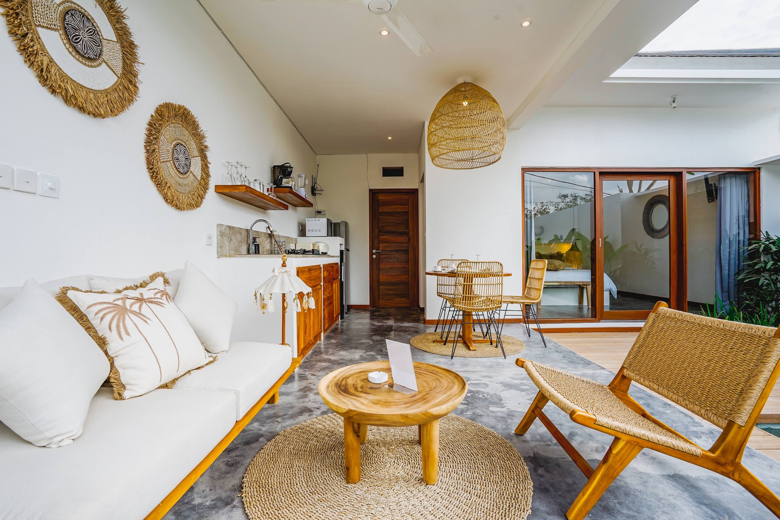 Romantic 1br Villa • Private Pool • Nyanyi Beach 10