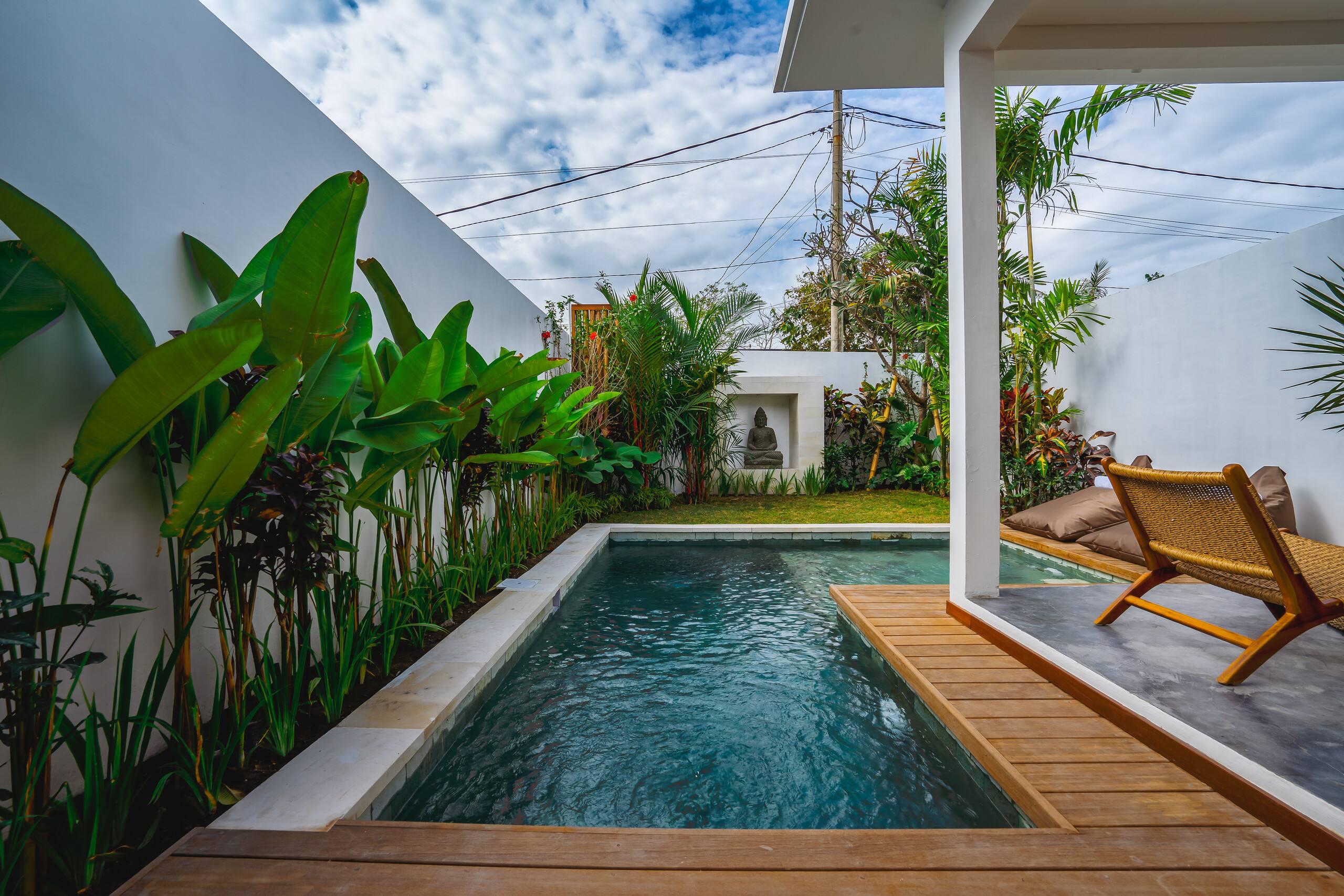 Romantic 1br Villa • Private Pool • Nyanyi Beach 7