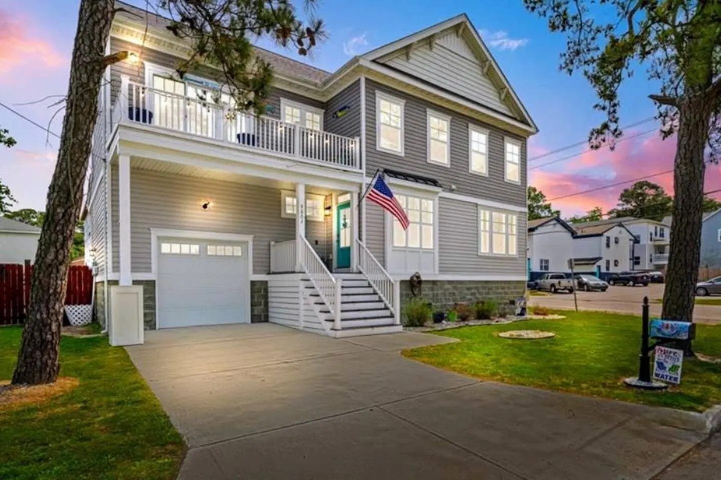 5BR Norfolk Home | Fenced Yard + Fire Pit — photo 2